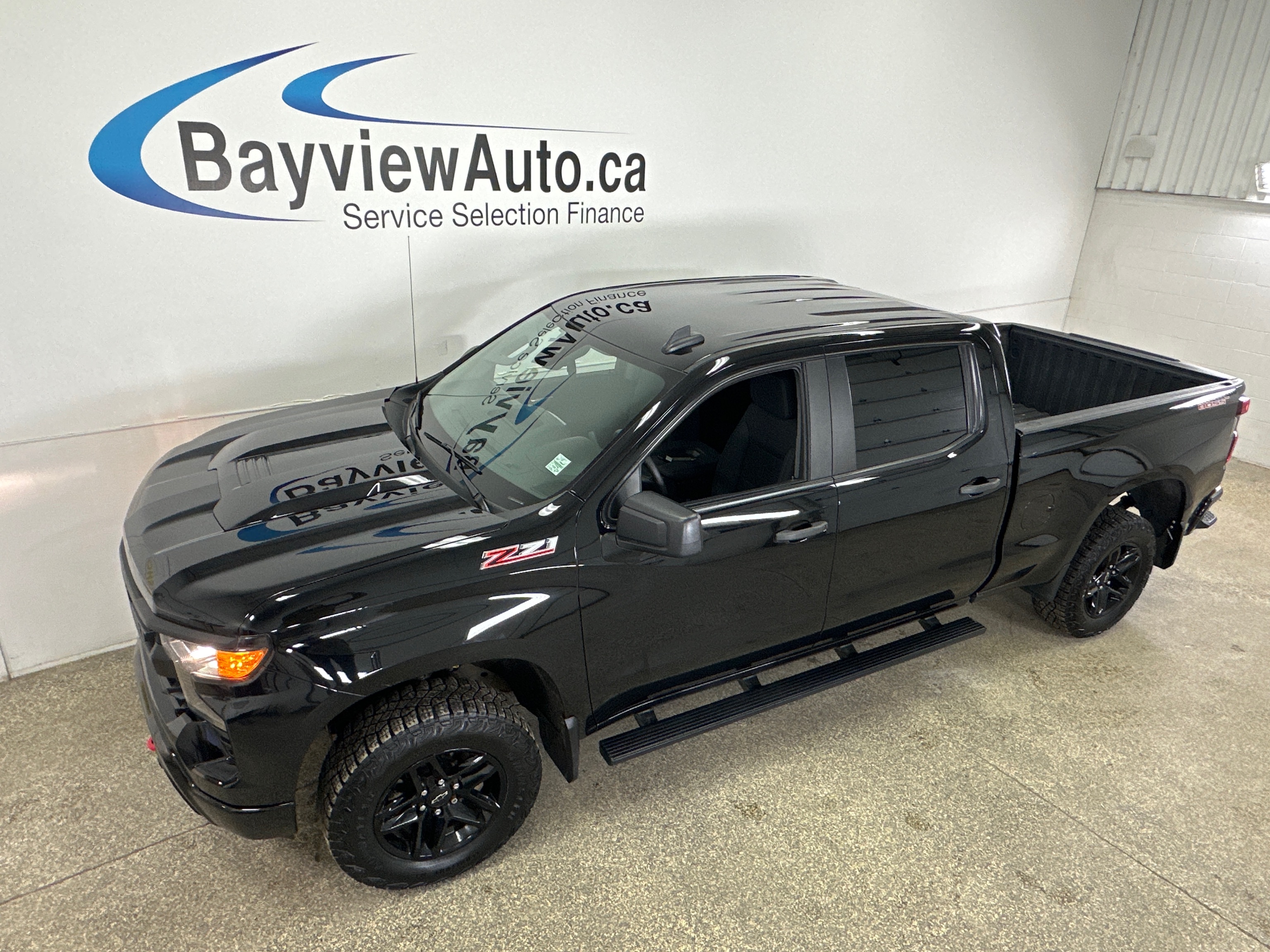 2024 Chevrolet Silverado 1500 Custom Trail Boss Crew Cab 4WD