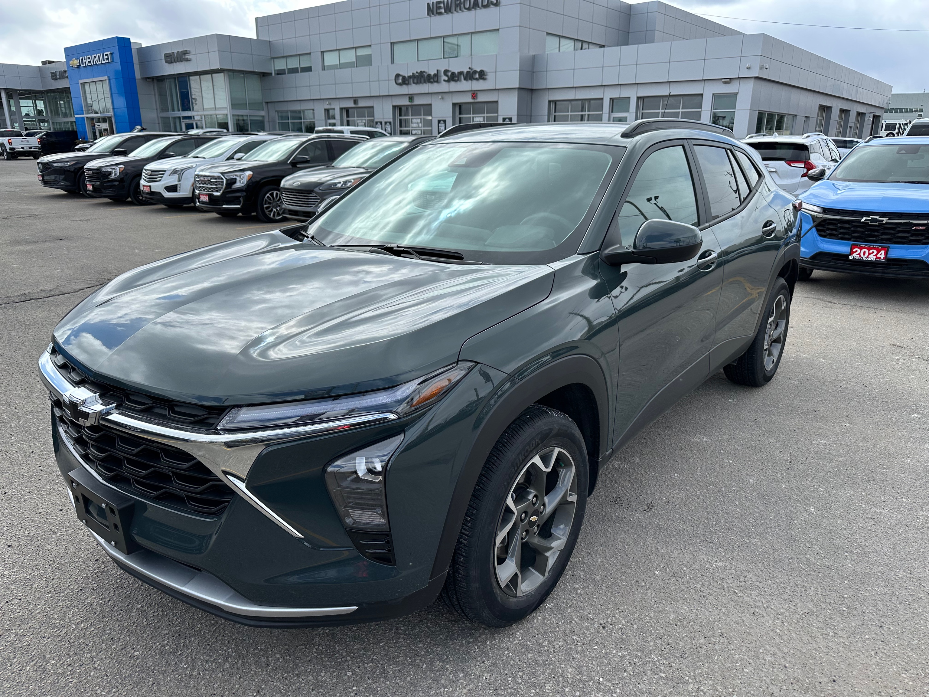 2025 Chevrolet Trax LT FWD