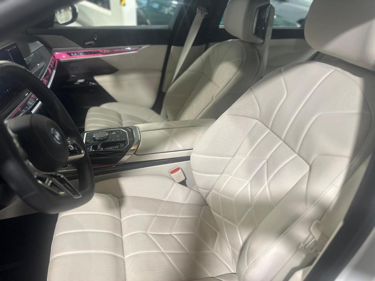 used 2024 BMW i7 car, priced at $110,034