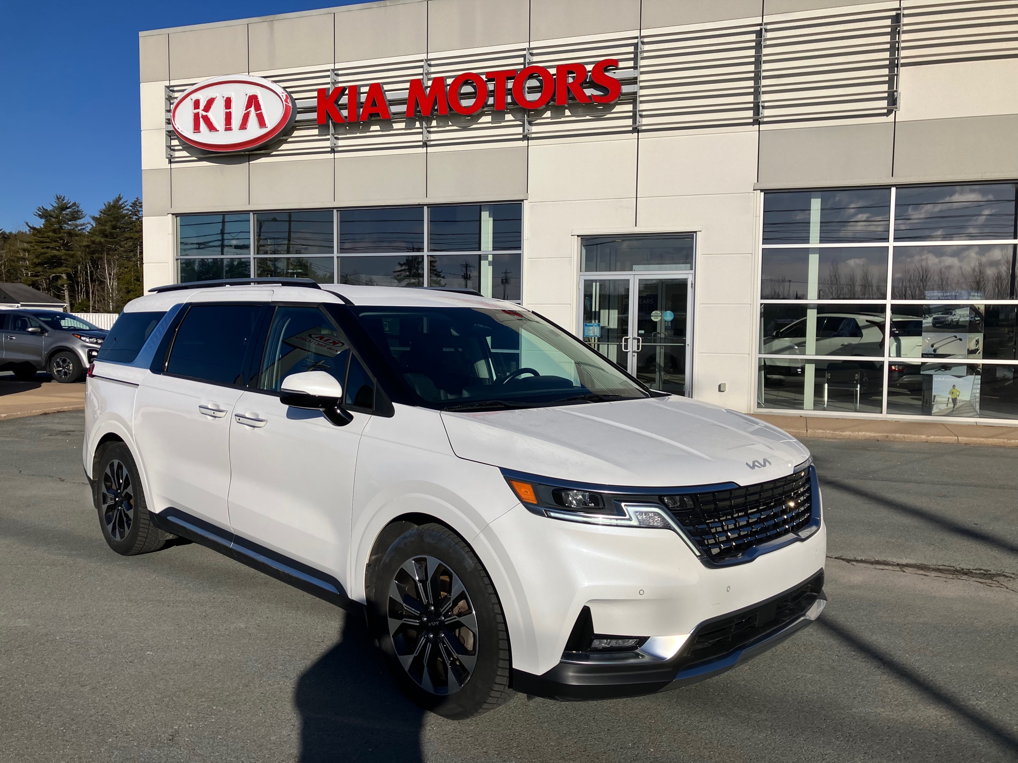 2022 Kia Carnival EX FWD