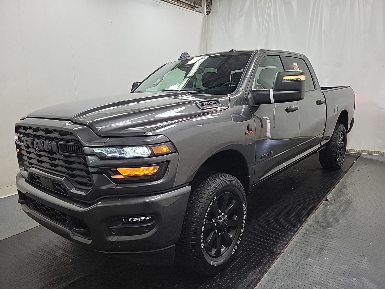 2025 RAM 3500 Big Horn Crew Cab 4WD