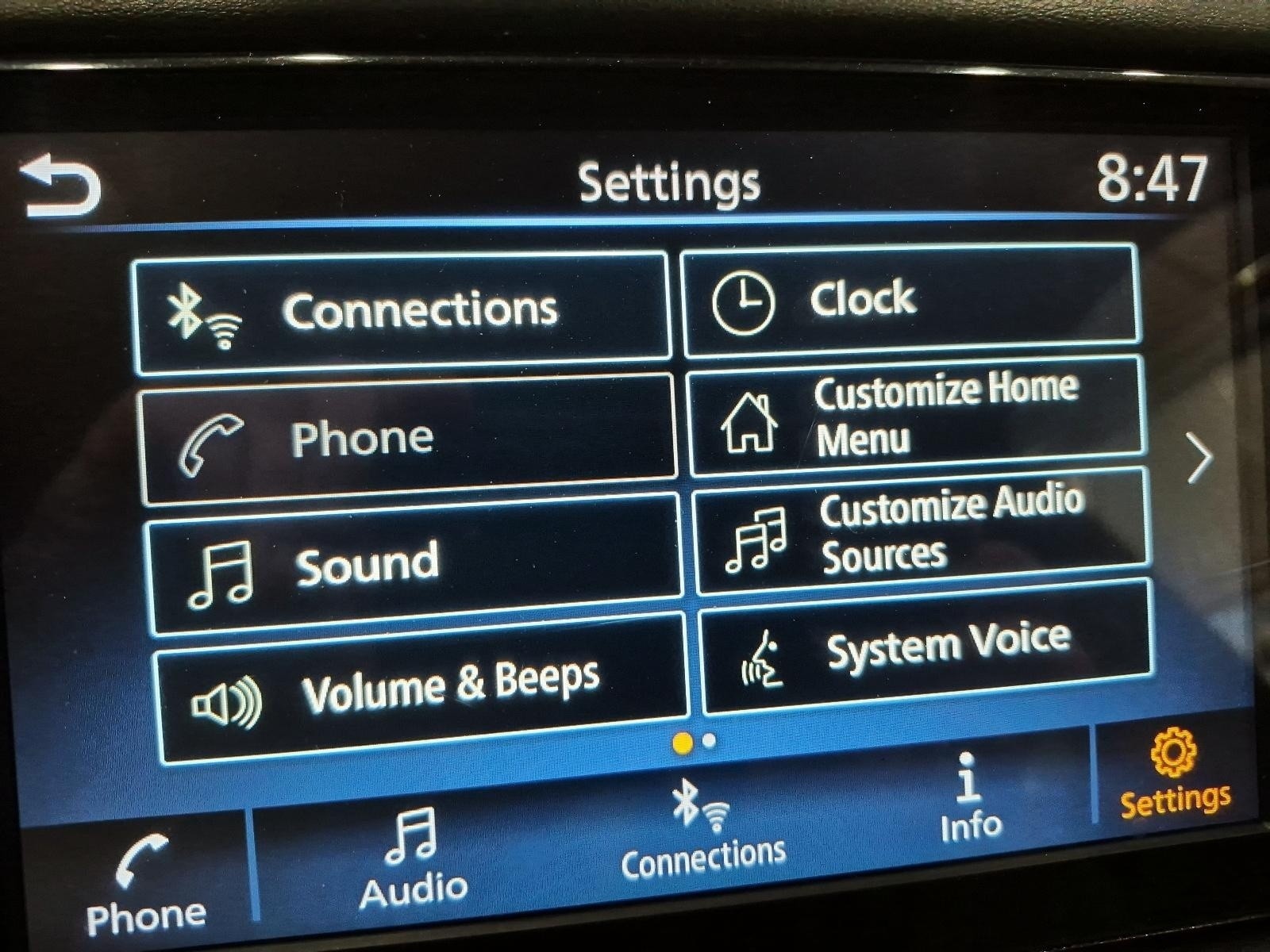 2021 Nissan Kicks SR