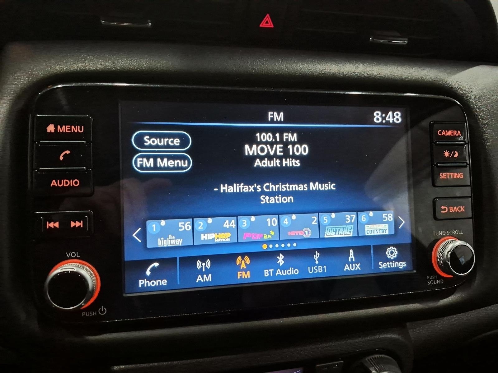 2021 Nissan Kicks SR