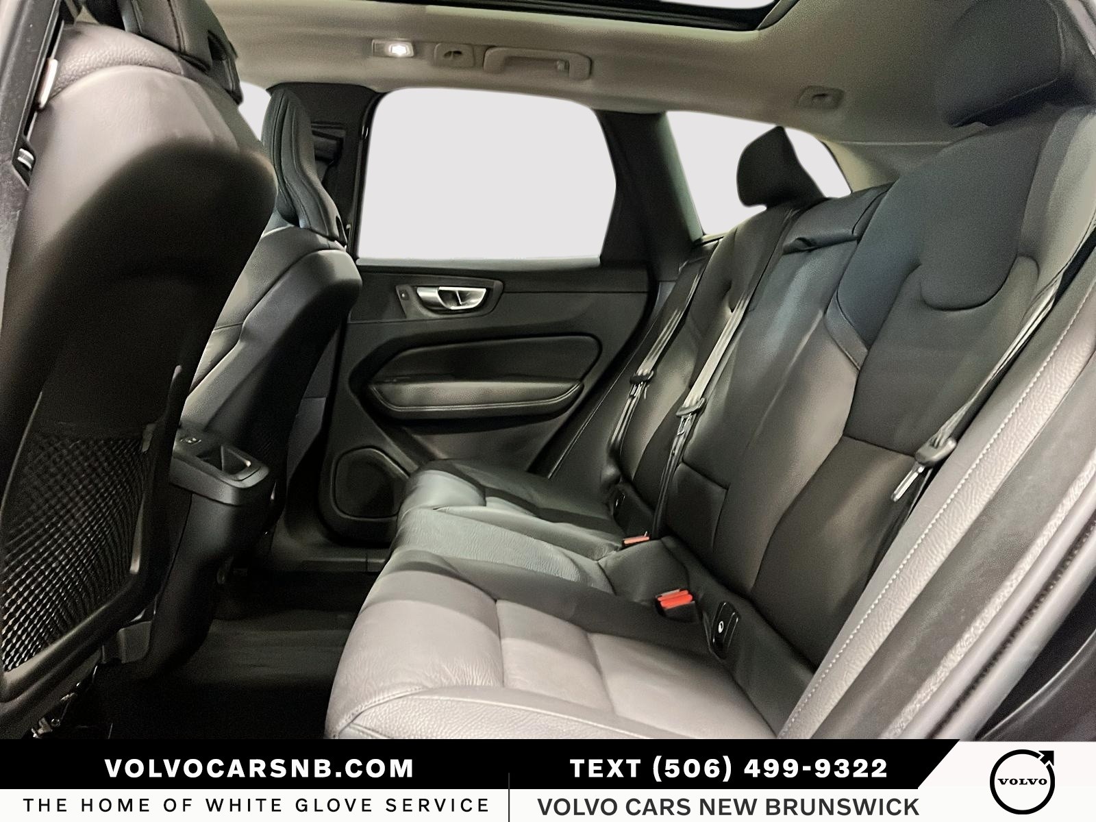 2025 Volvo XC60 B5 Plus Dark Theme