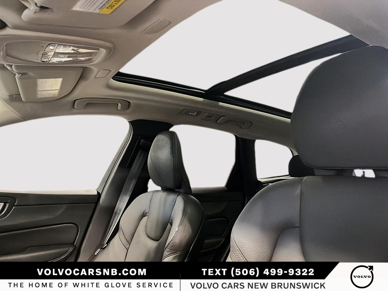 2025 Volvo XC60 B5 Plus Dark Theme