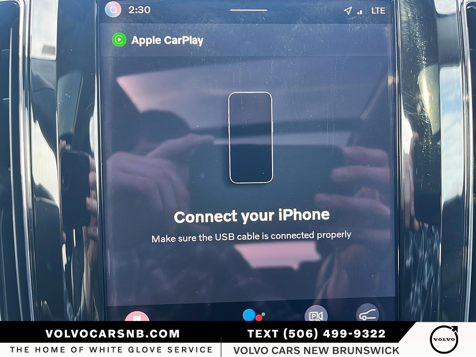 2025 Volvo XC60 B5 Plus Dark Theme