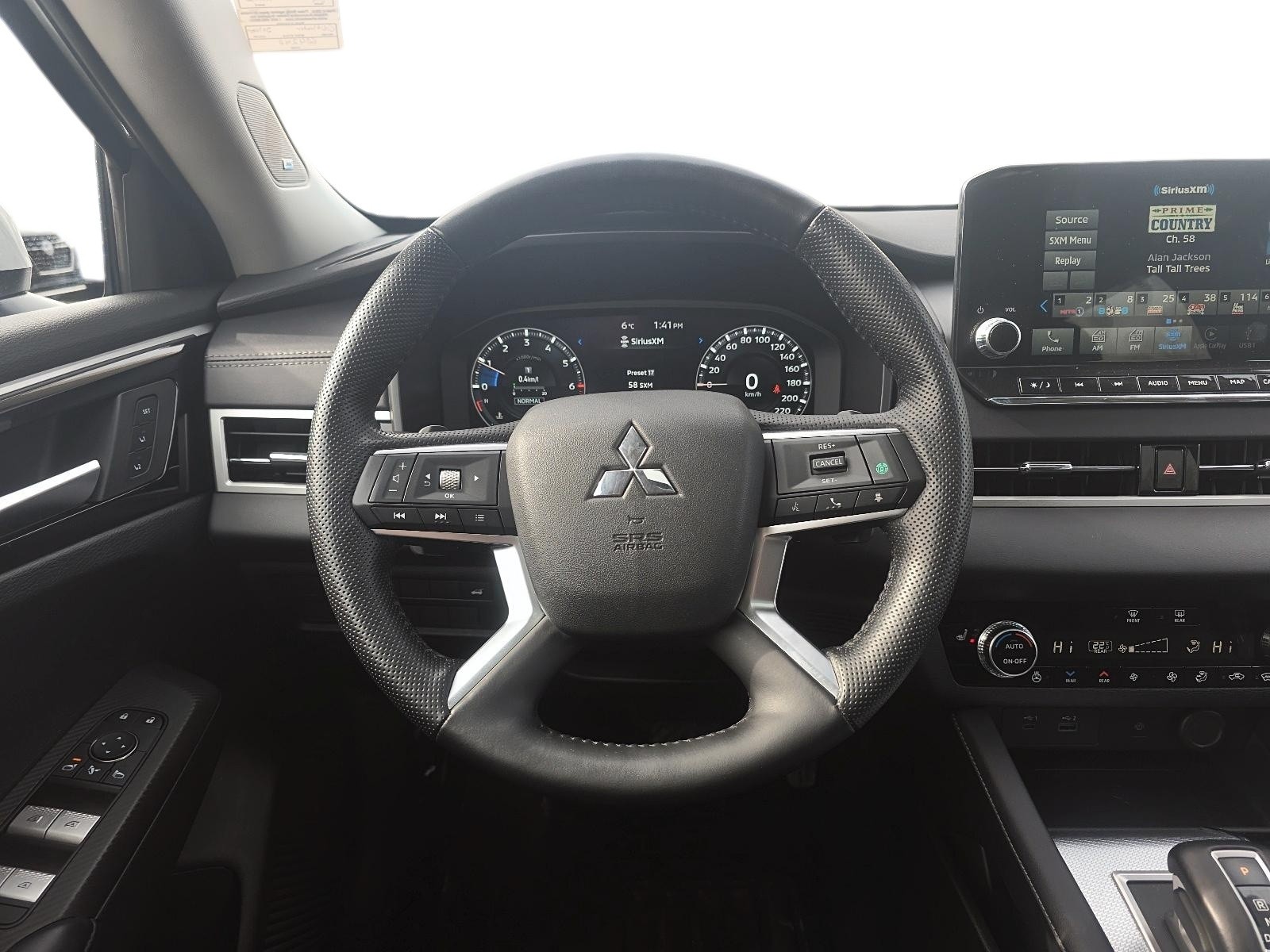 2024 Mitsubishi Outlander GT