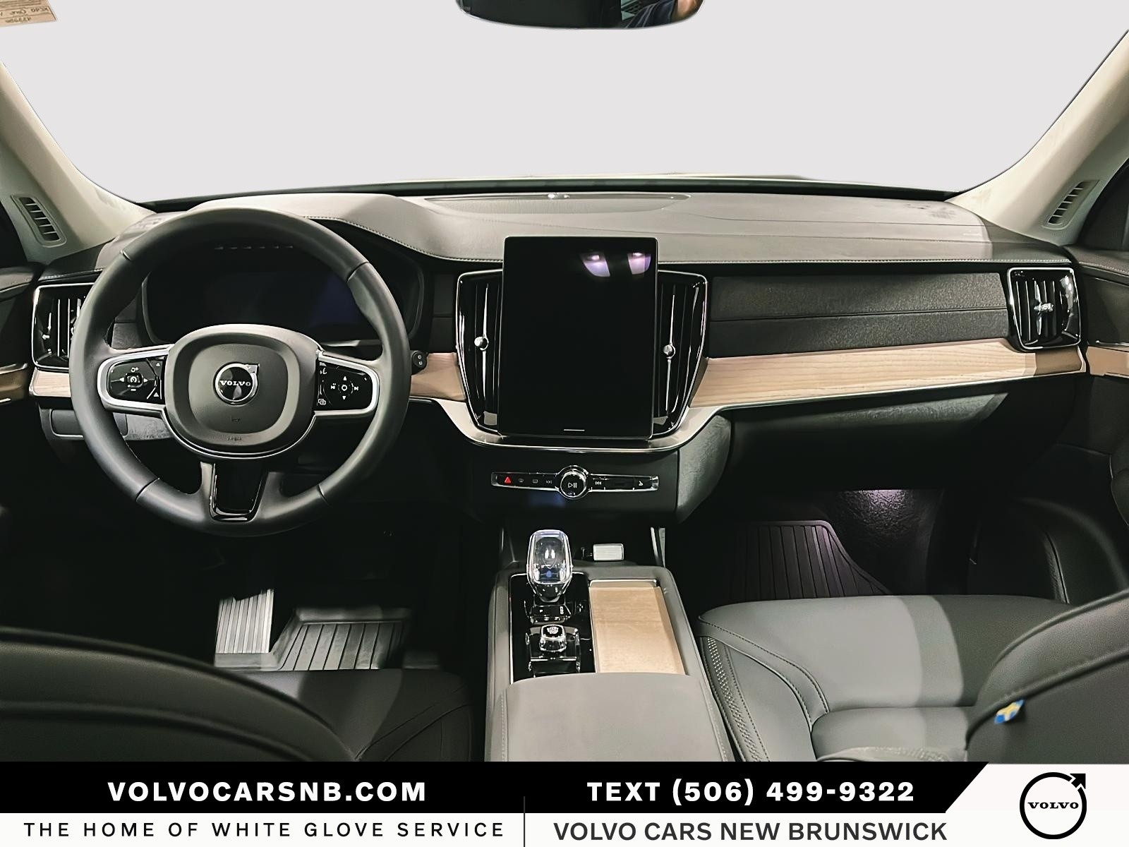 2026 Volvo XC90 B6 Core Bright Theme