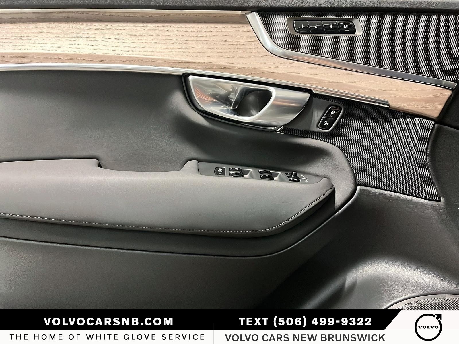 2026 Volvo XC90 B6 Core Bright Theme