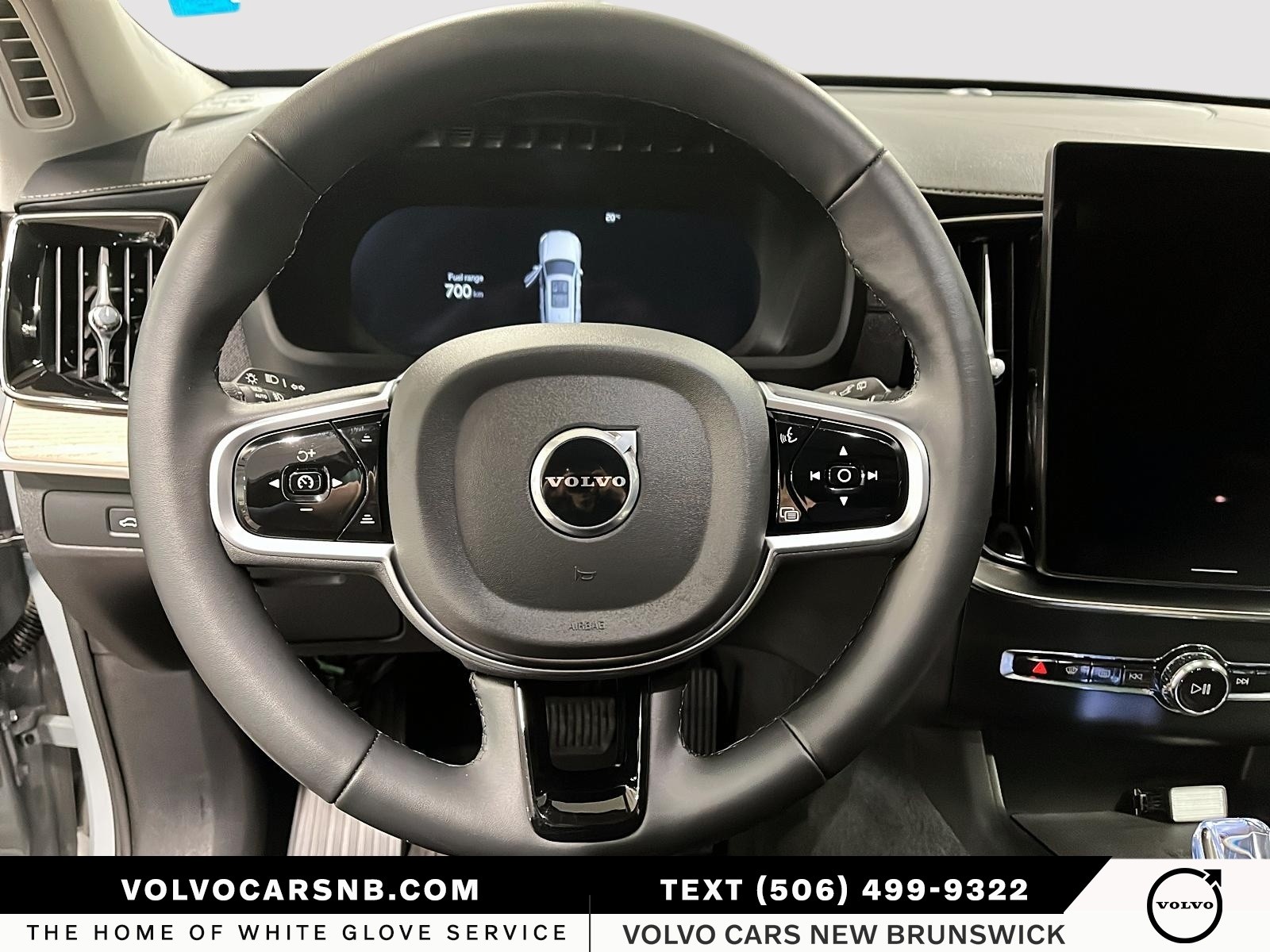 2026 Volvo XC90 B6 Core Bright Theme