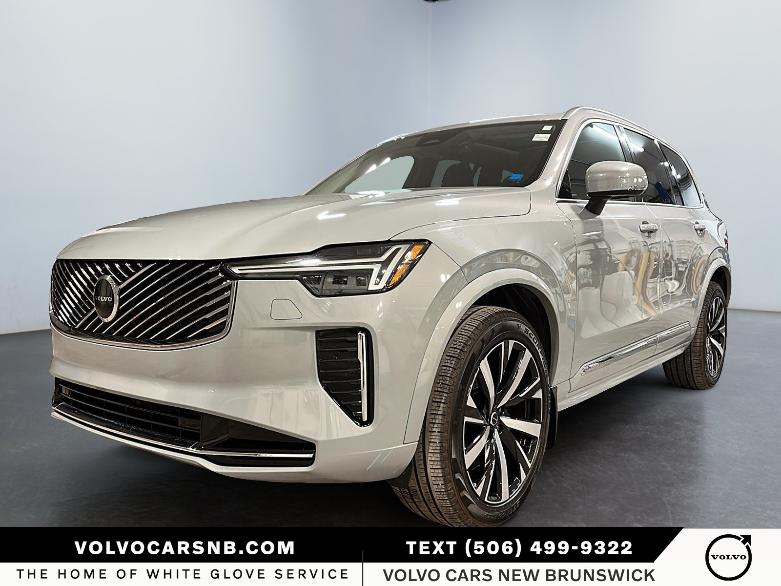 2026 Volvo XC90  B6 Core Bright Theme