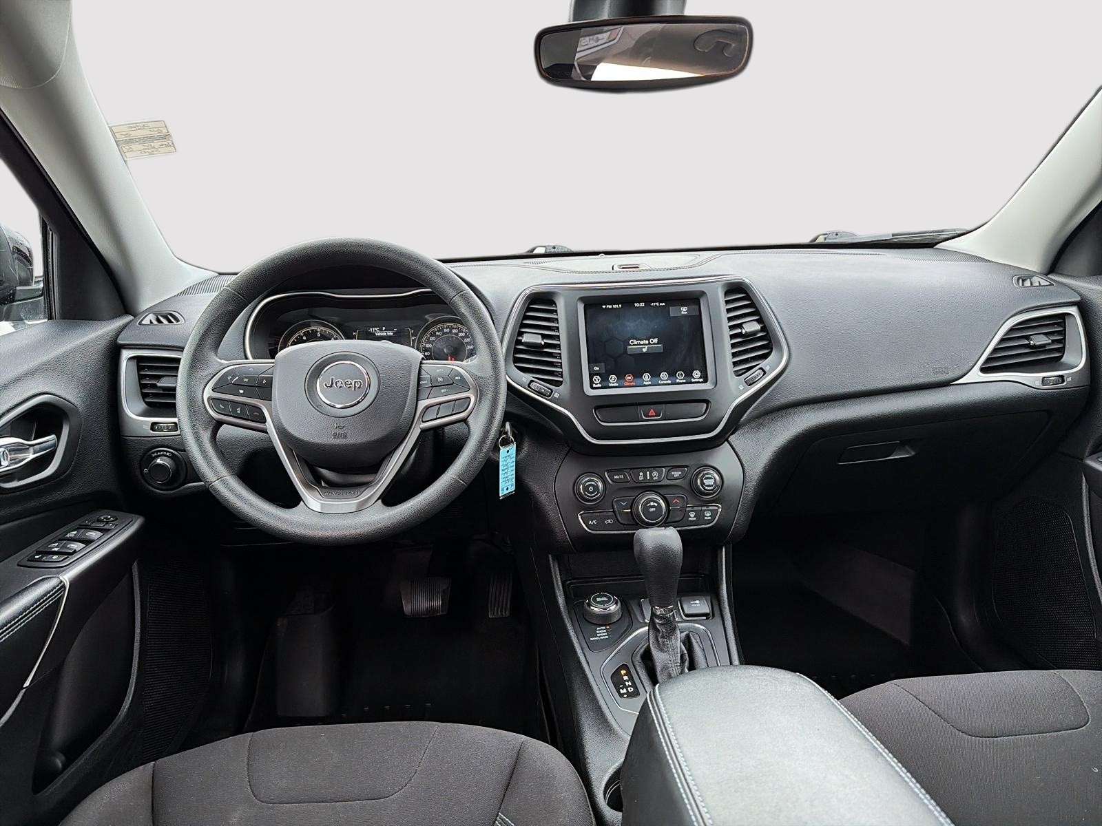 2022 Jeep Cherokee Sport