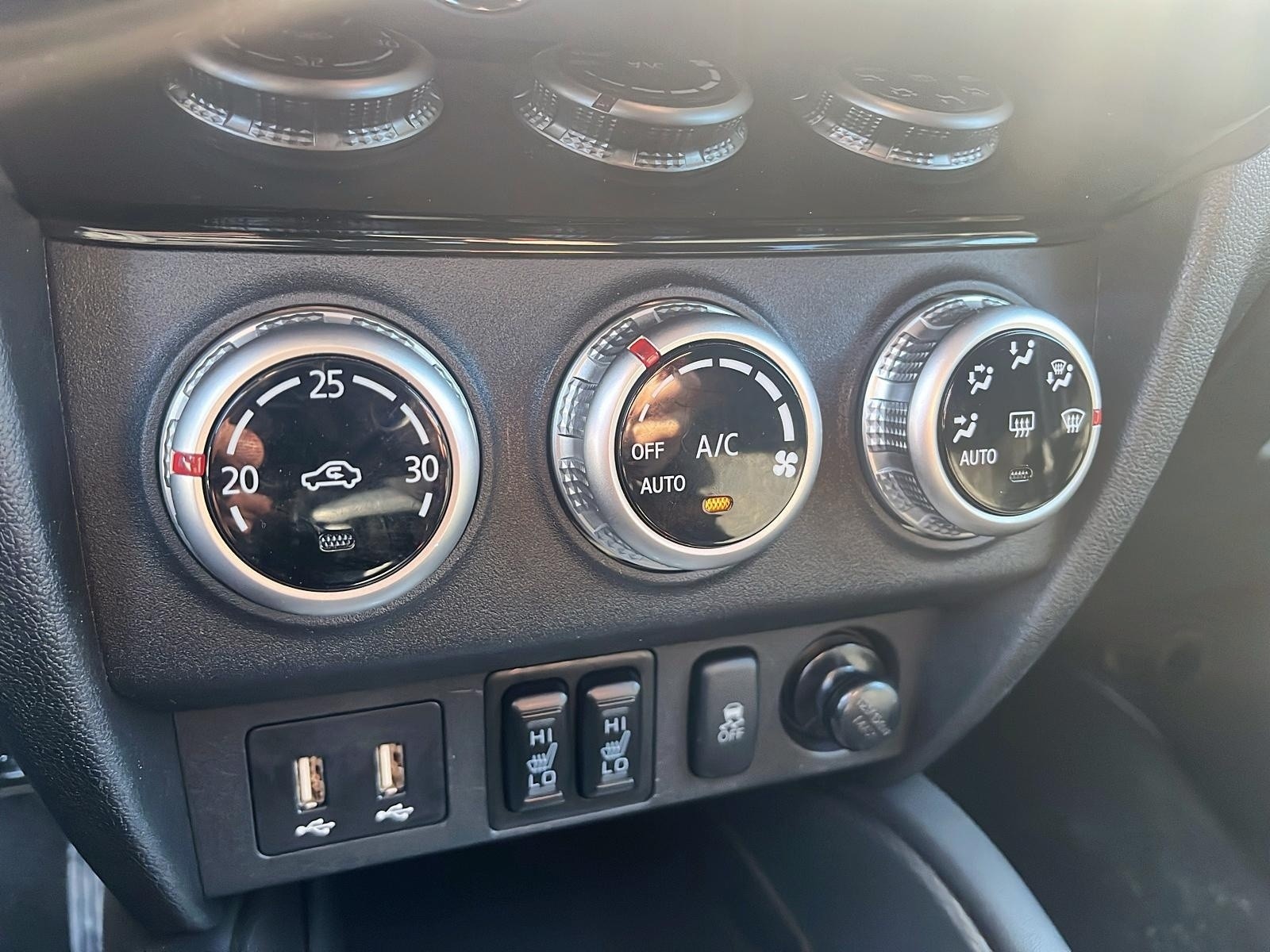 2024 Mitsubishi RVR SE