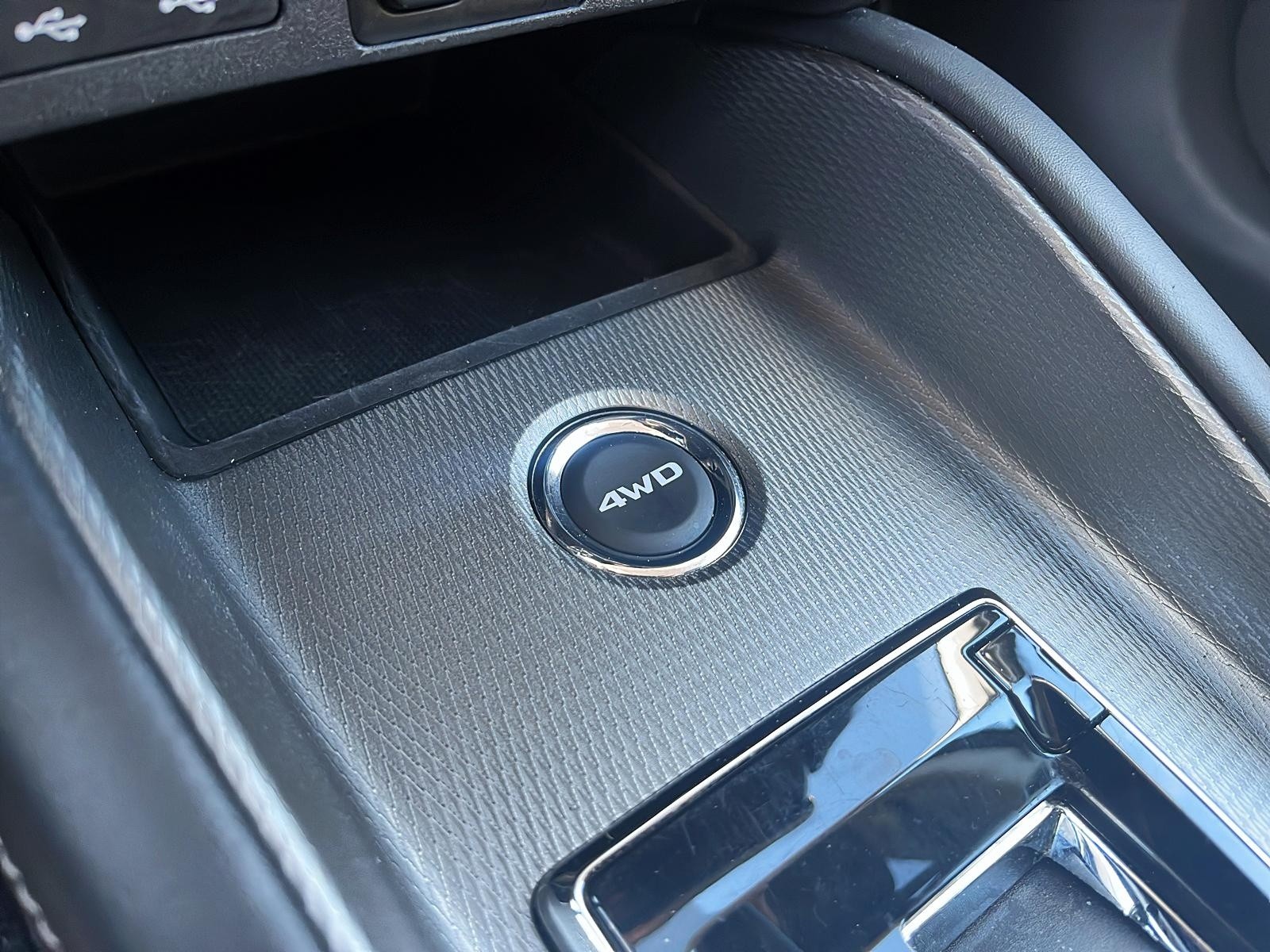 2024 Mitsubishi RVR SE