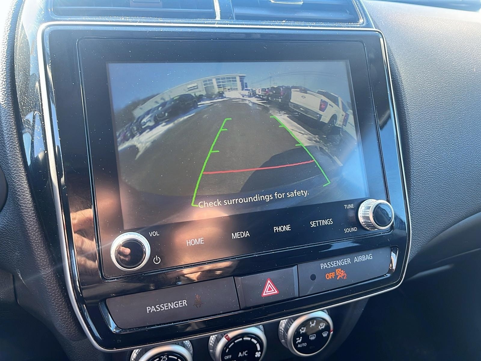 2024 Mitsubishi RVR SE