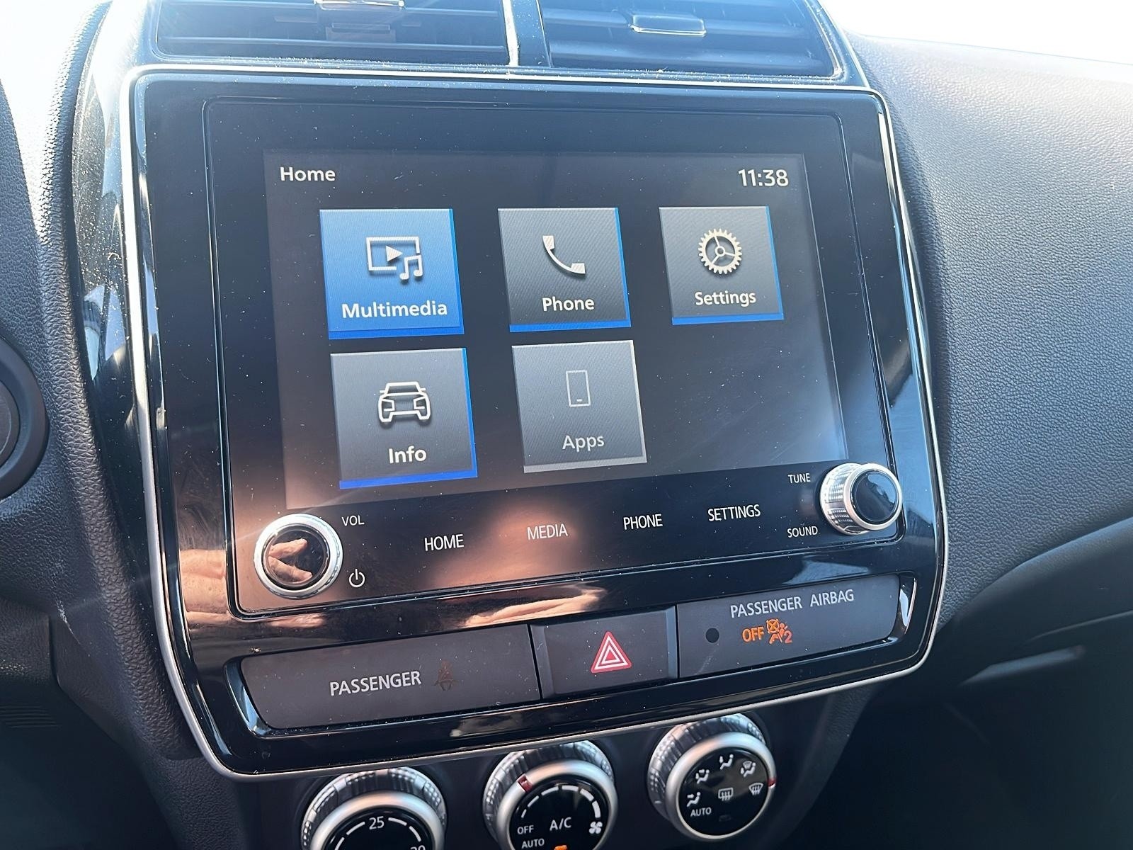 2024 Mitsubishi RVR SE