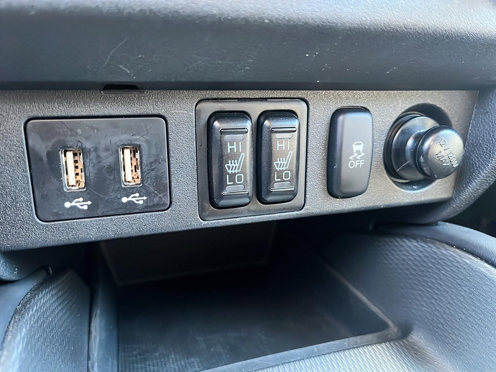 2024 Mitsubishi RVR SE