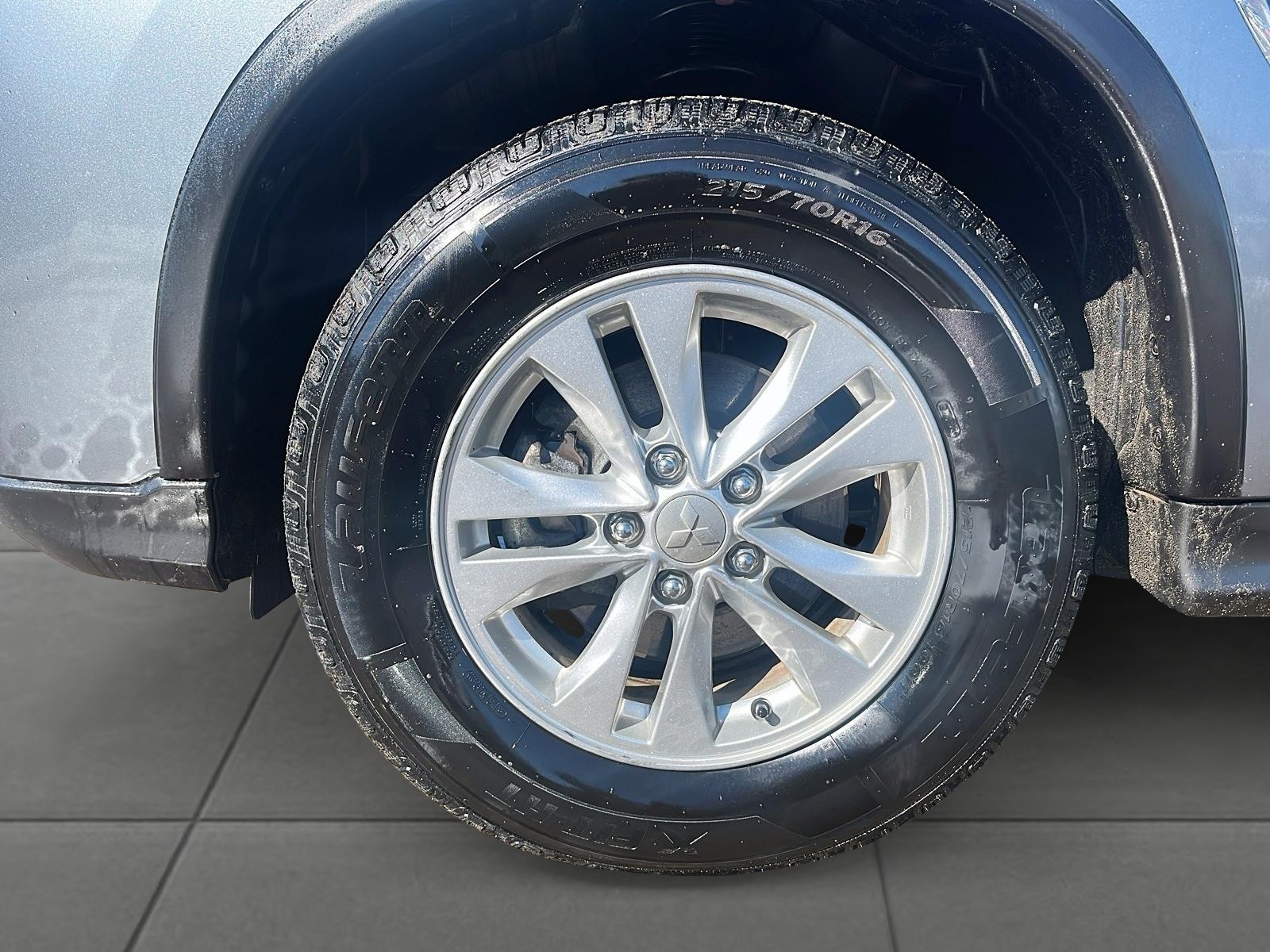 2024 Mitsubishi RVR SE