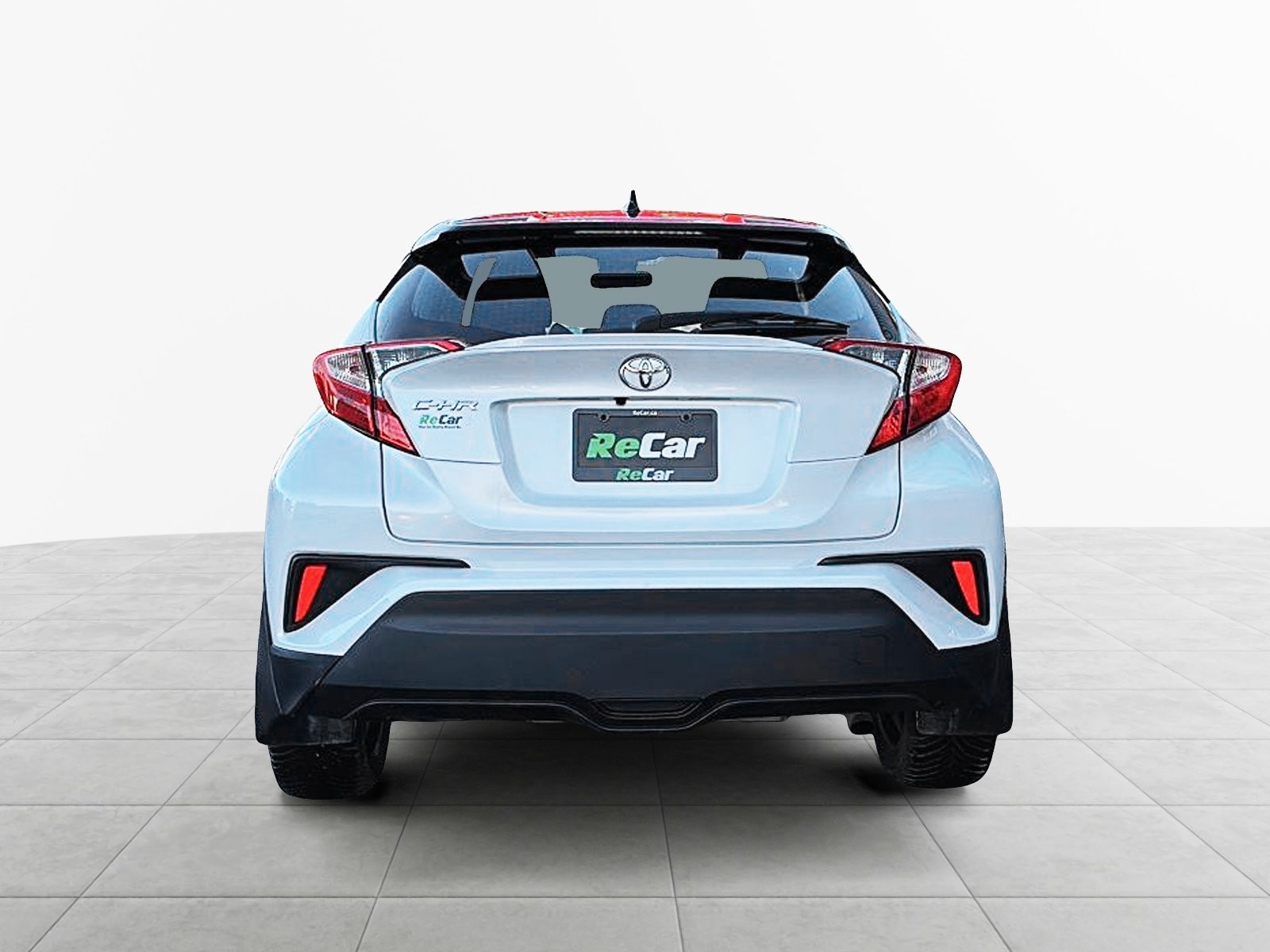 2022 Toyota C-HR XLE Premium