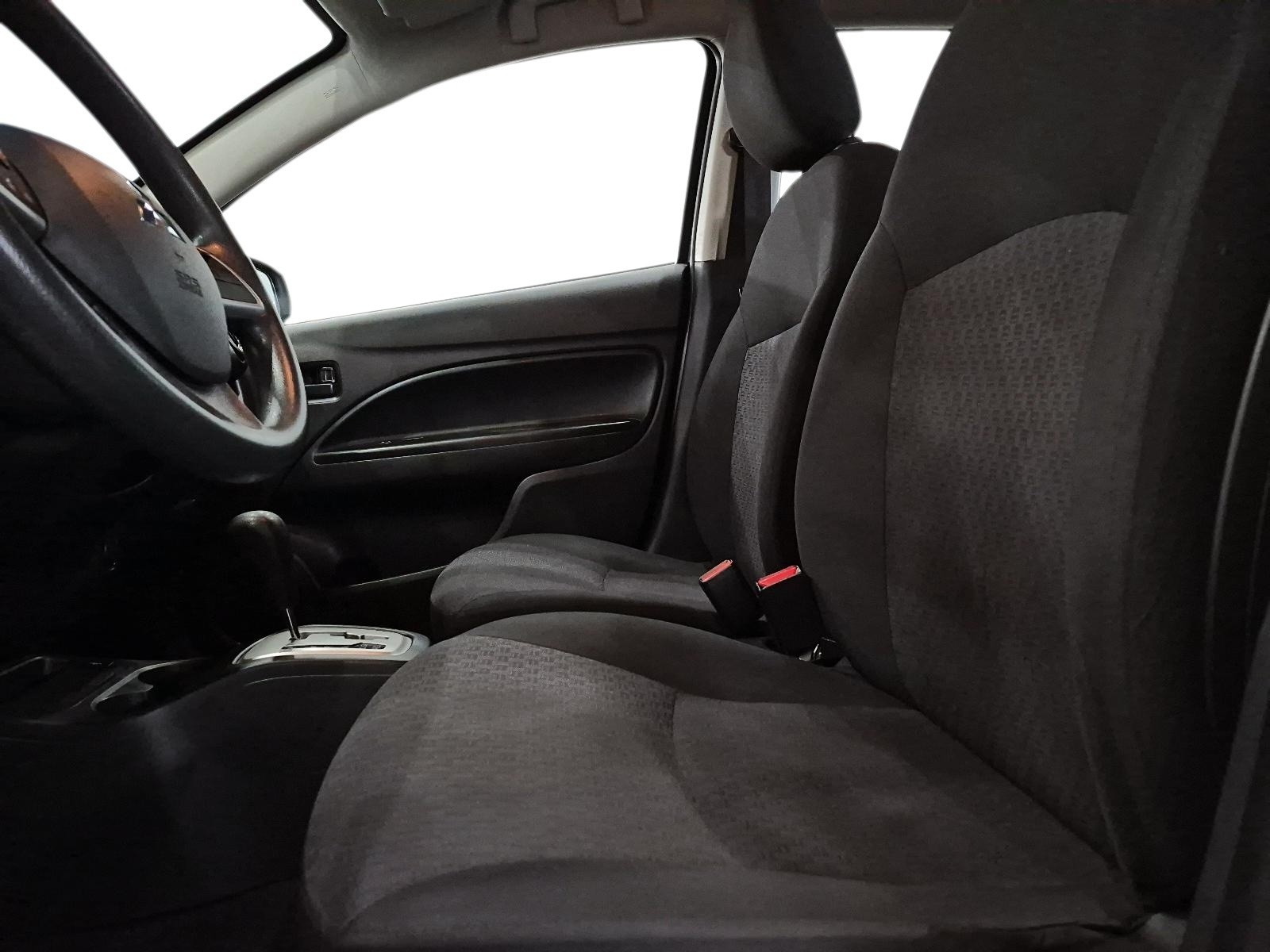 2020 Mitsubishi Mirage SE