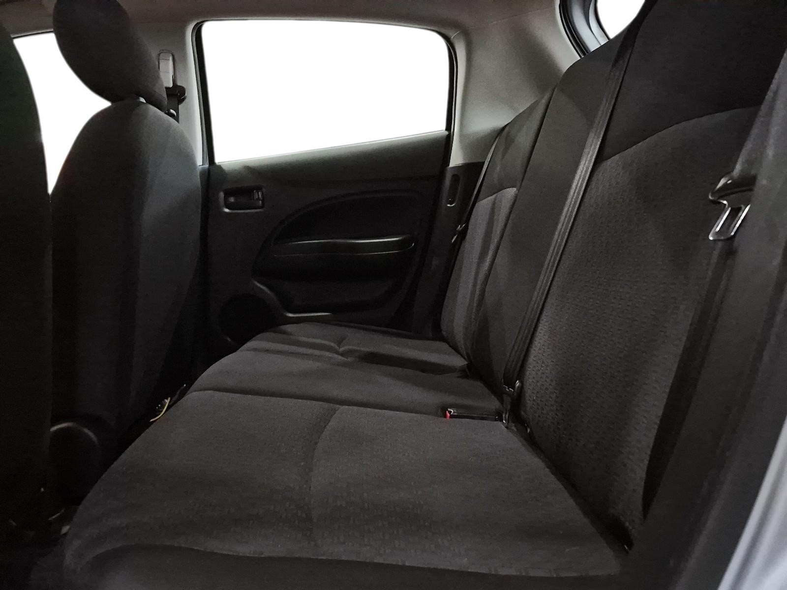 2020 Mitsubishi Mirage SE