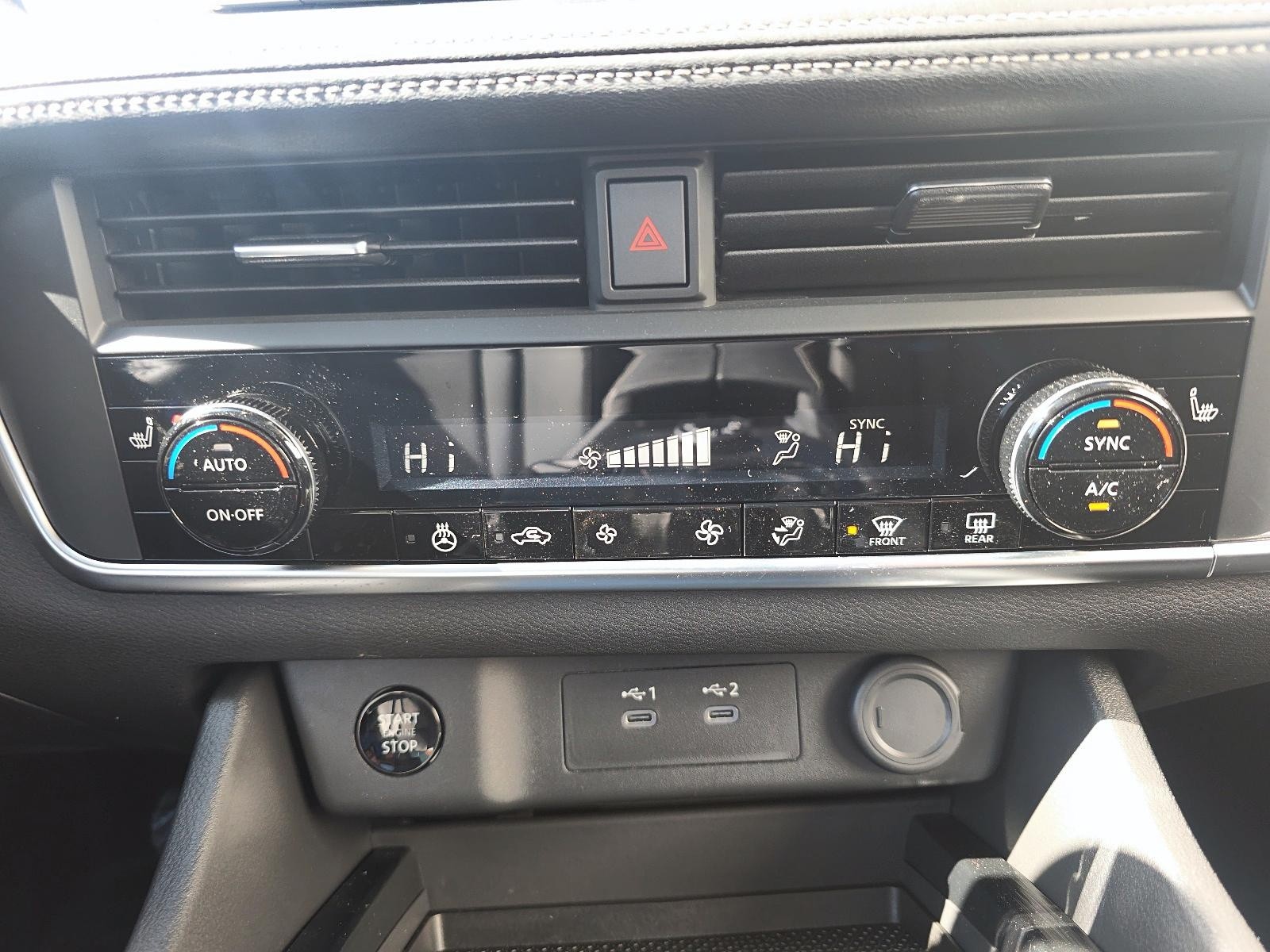 2025 Nissan Rogue Midnight Edition