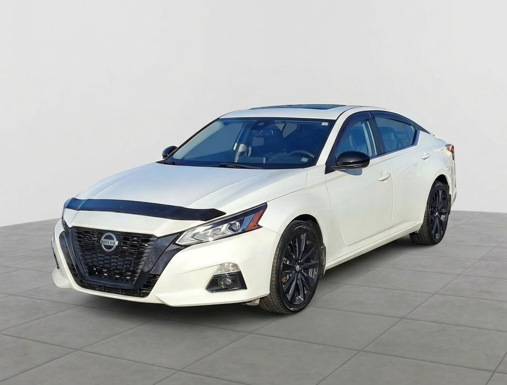 2022 Nissan Altima  2.5 SR Midnight Edition