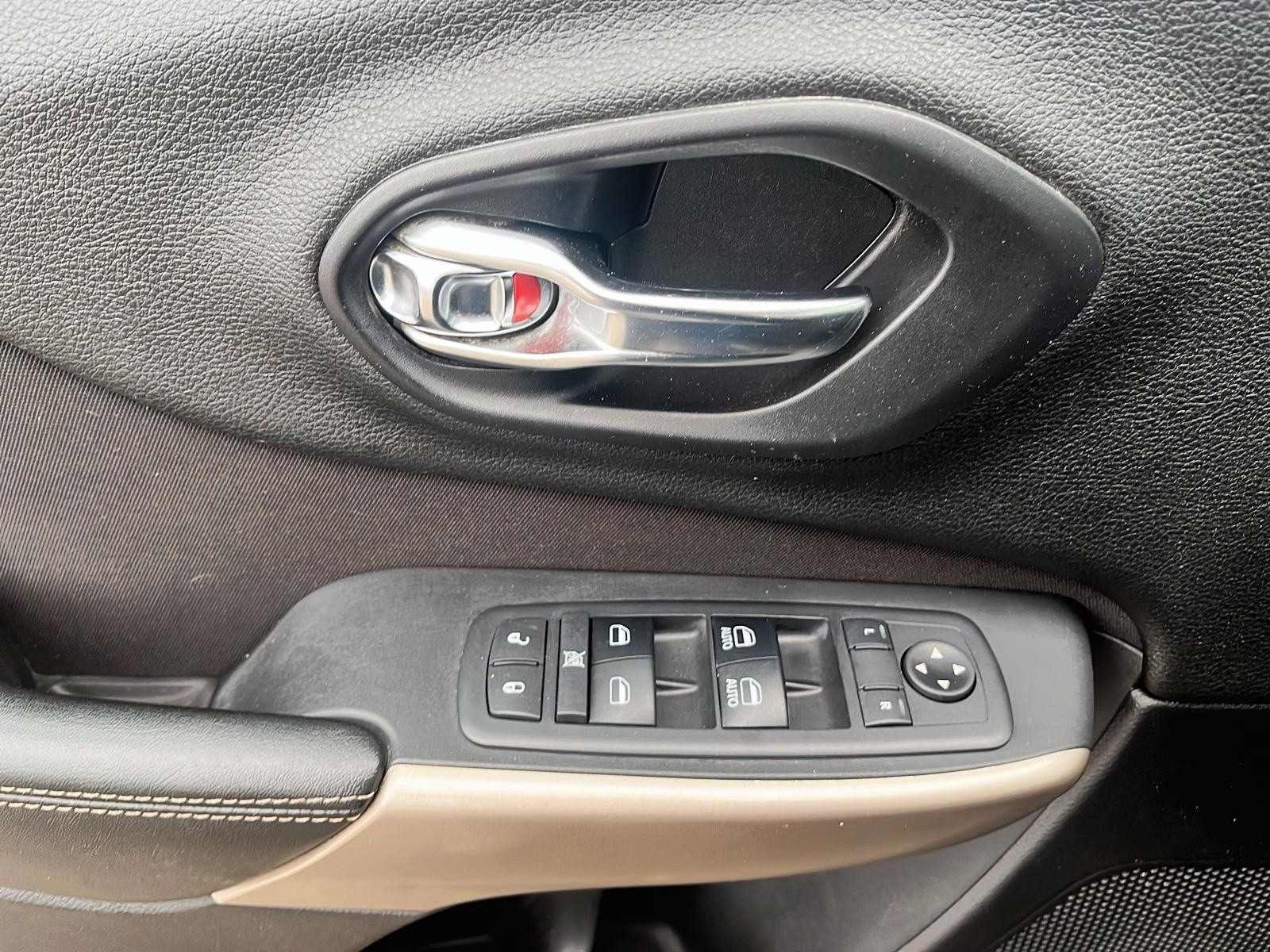 2017 Jeep Cherokee North