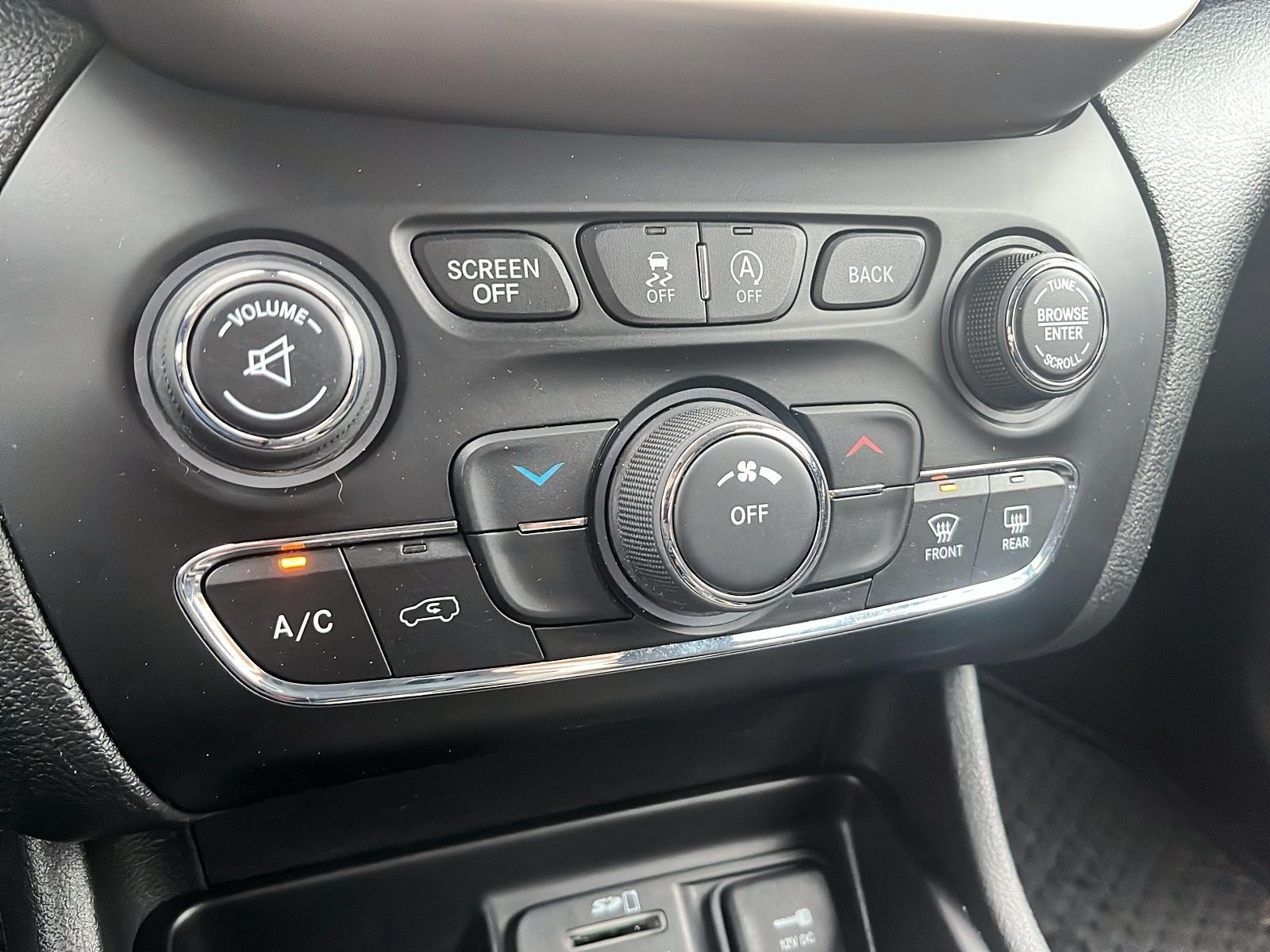 2017 Jeep Cherokee North