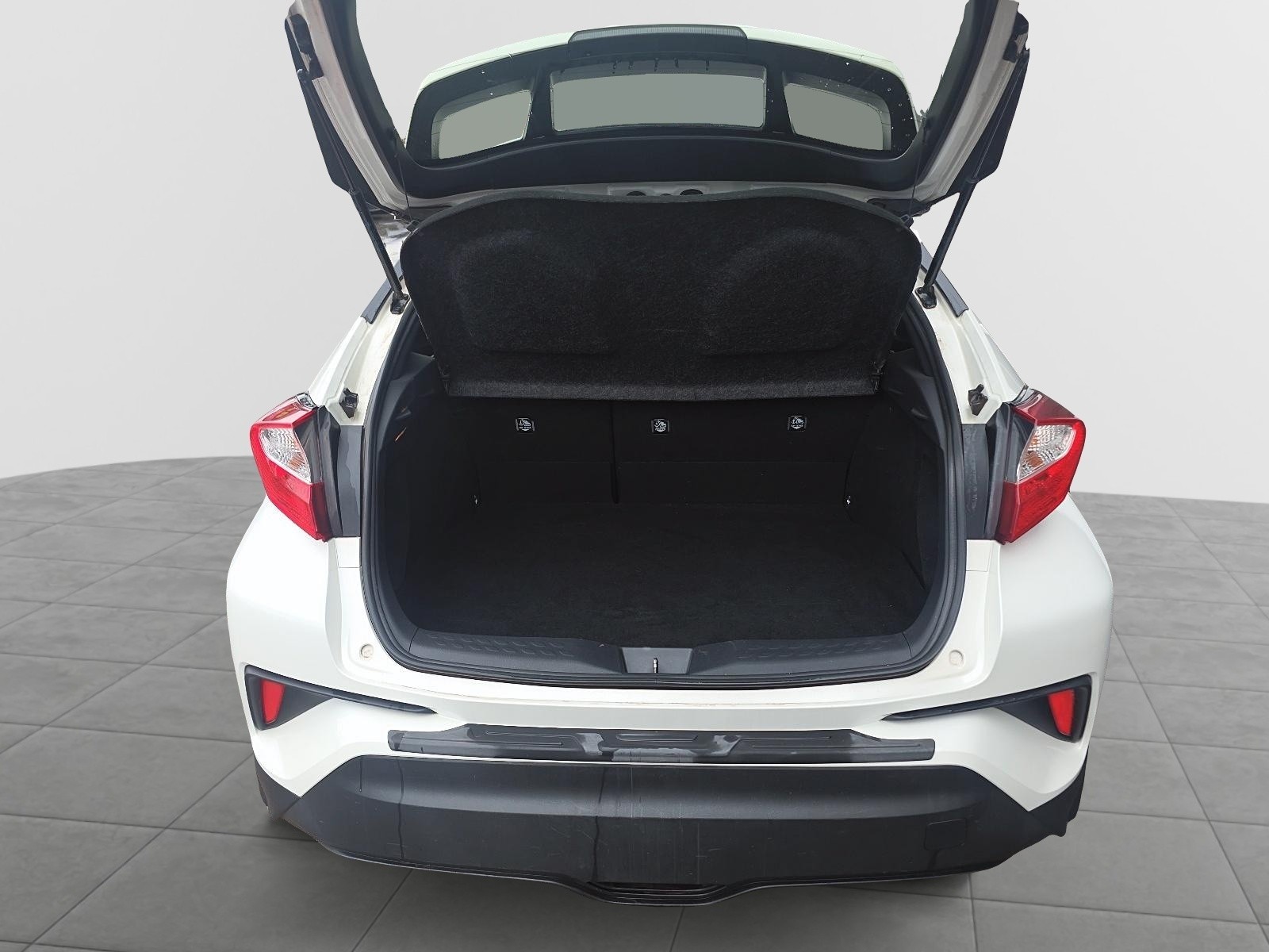 2021 Toyota C-HR XLE Premium