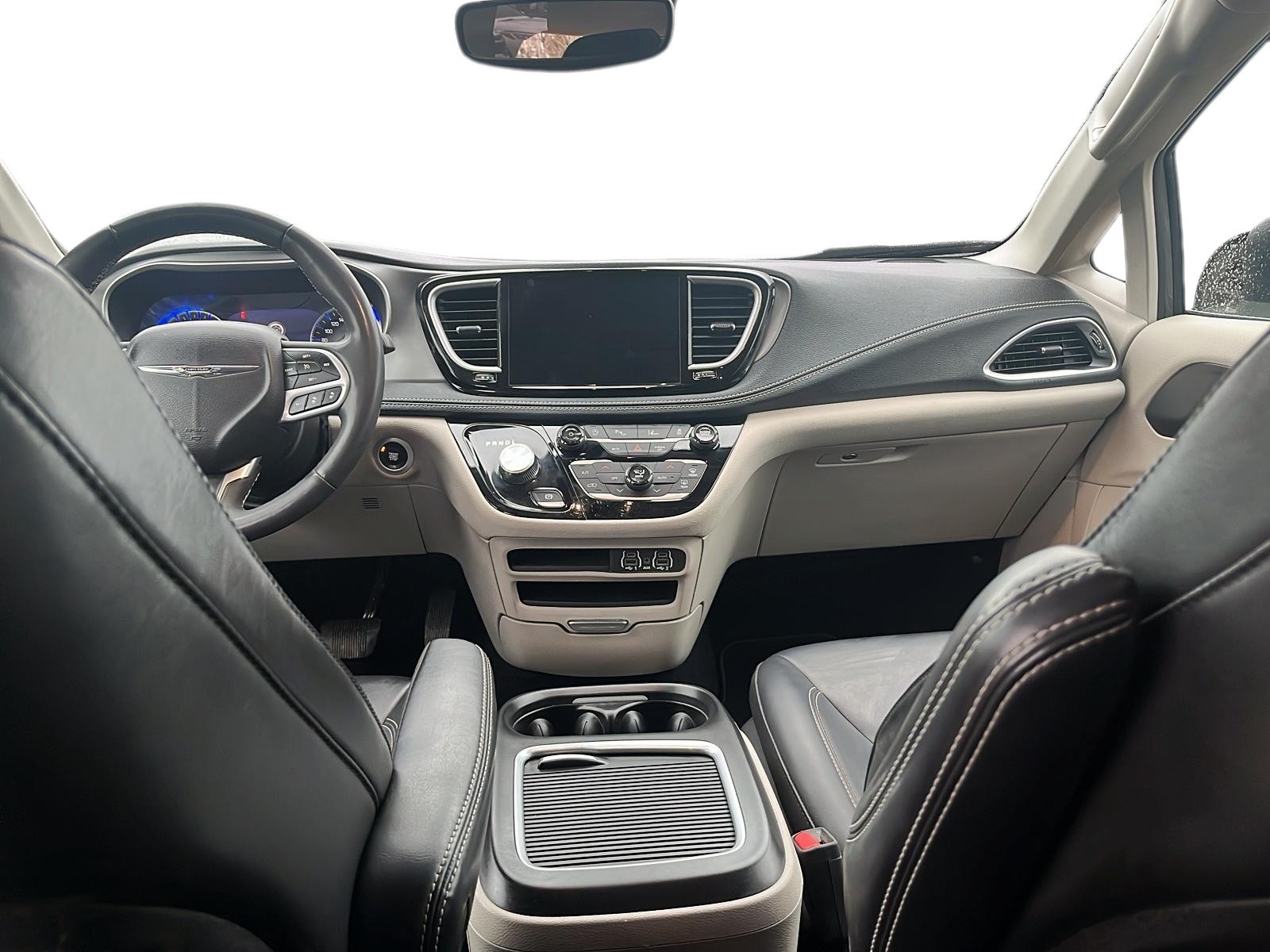 2023 Chrysler Pacifica Touring-L