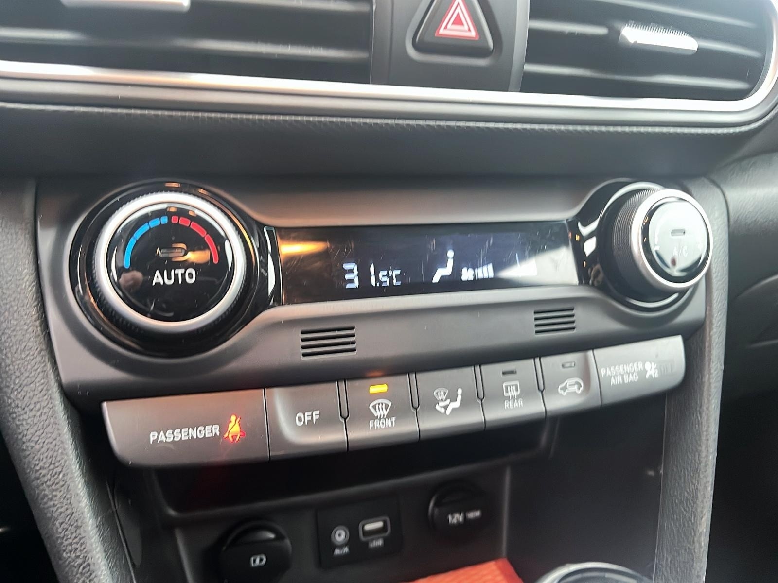 2019 Hyundai Kona 2.0L Luxury