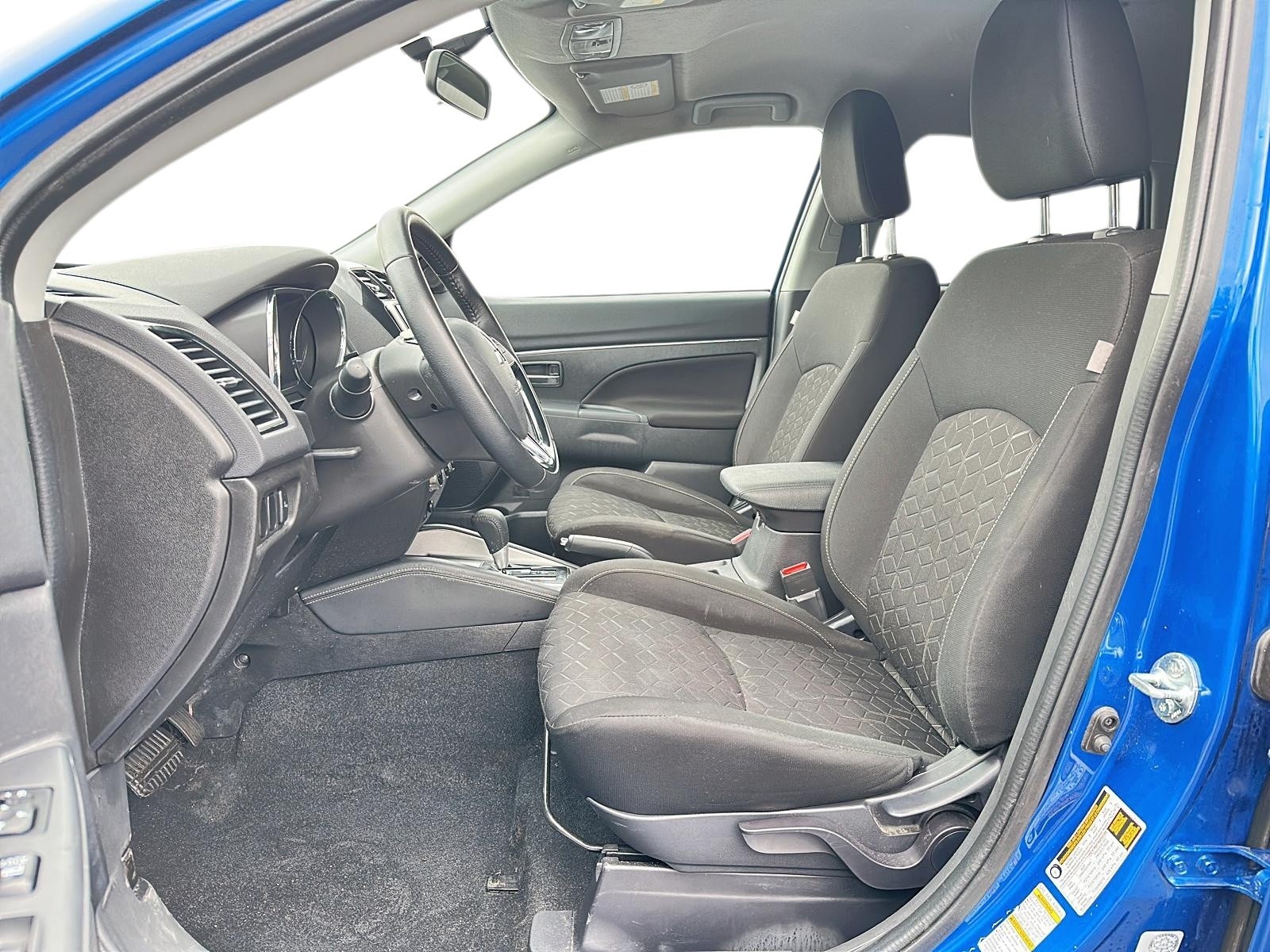 2024 Mitsubishi RVR SE