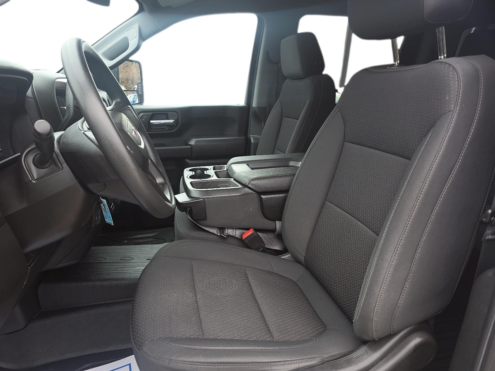 2022 GMC Sierra 2500HD Pro