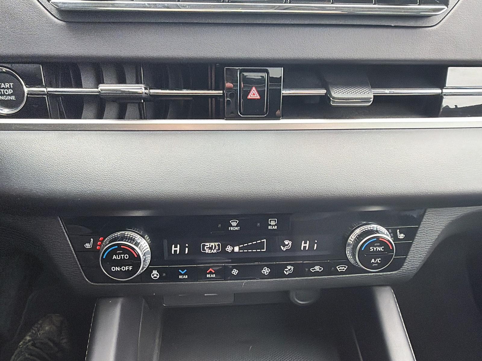 2023 Mitsubishi Outlander SE