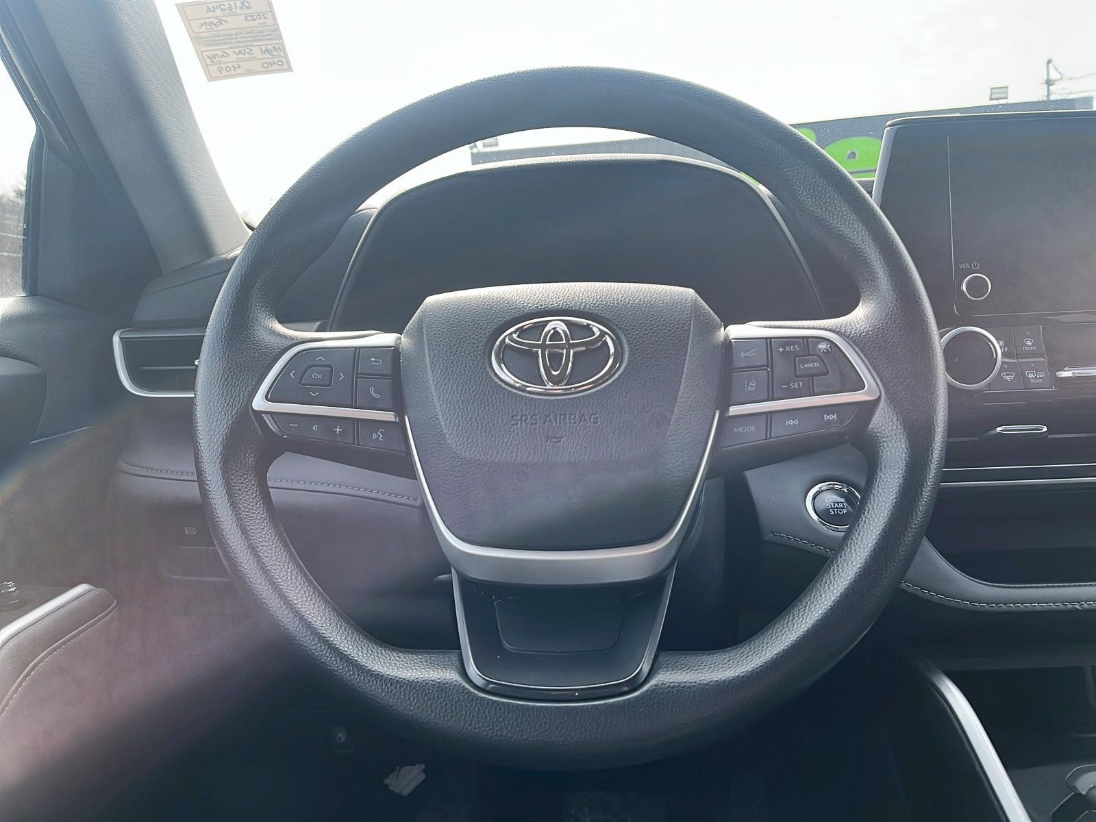 2023 Toyota Highlander LE