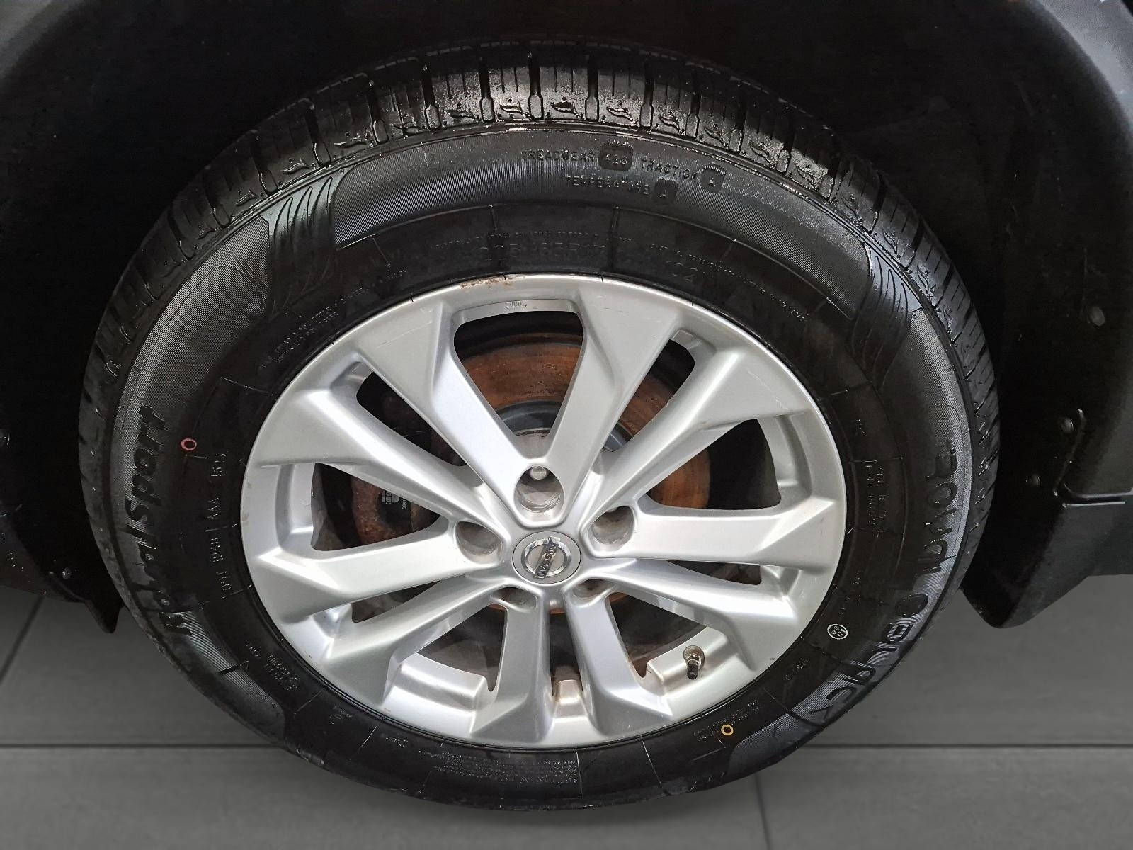 2016 Nissan Rogue SV