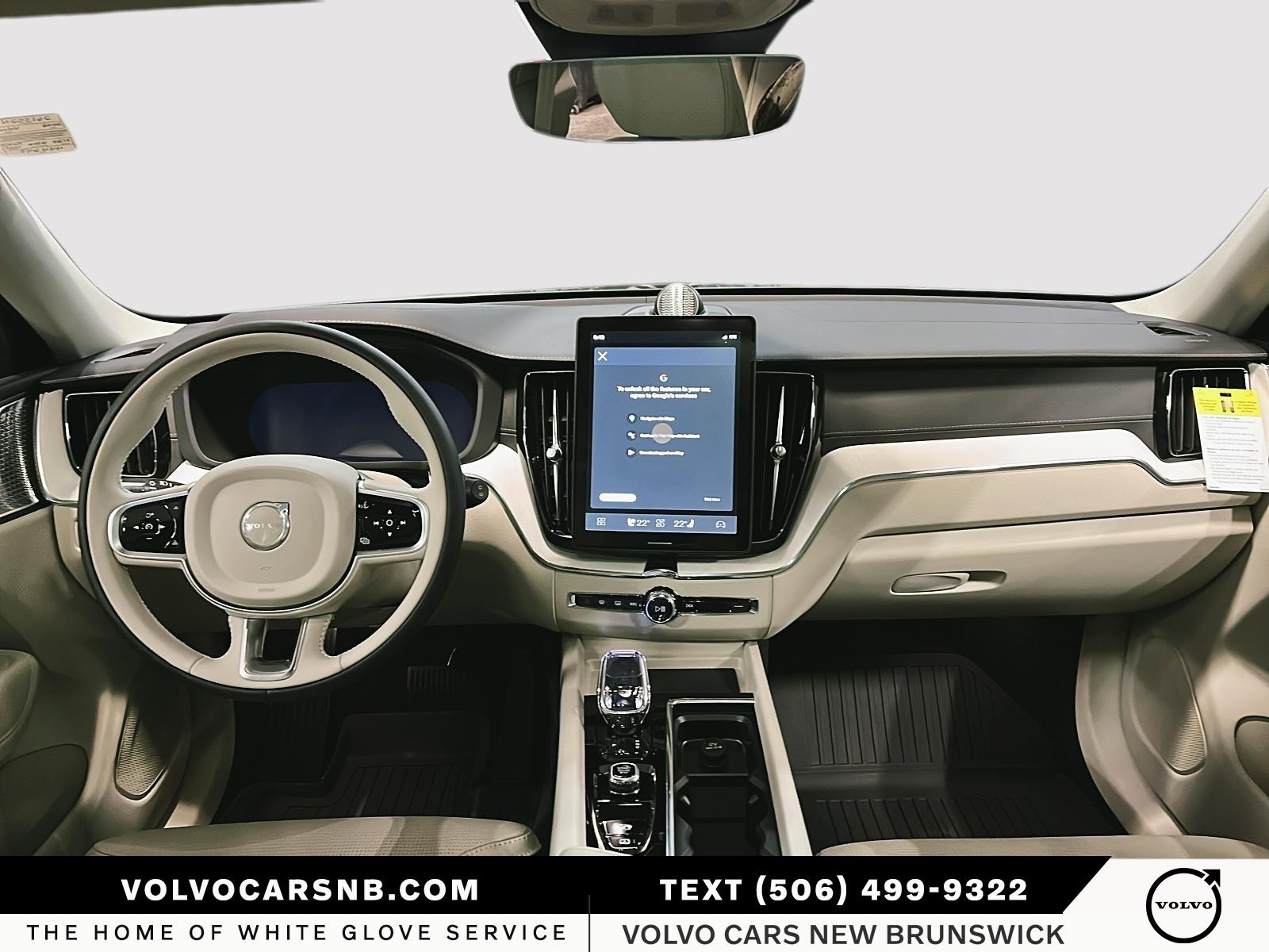 2026 Volvo XC60 B5 Ultra Dark Theme