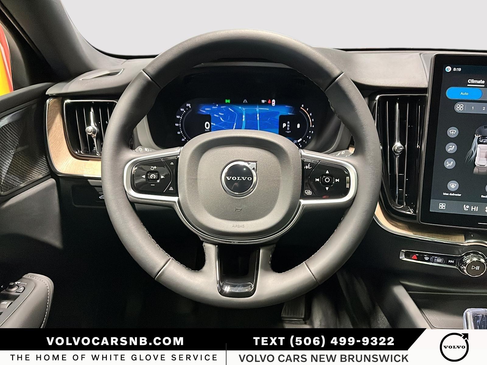 2026 Volvo XC60 B5 Plus Dark Theme