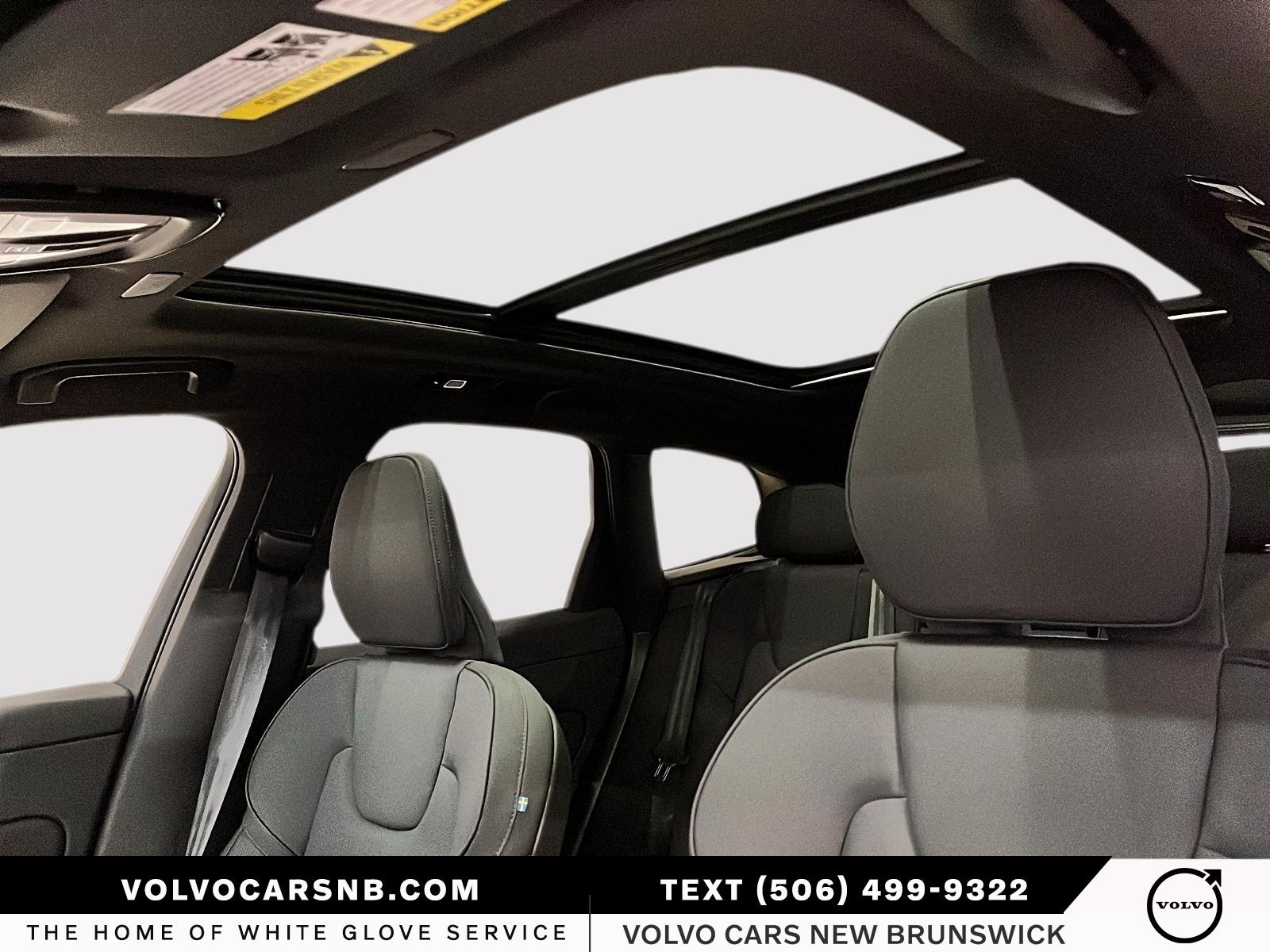 2026 Volvo XC60 B5 Plus Dark Theme