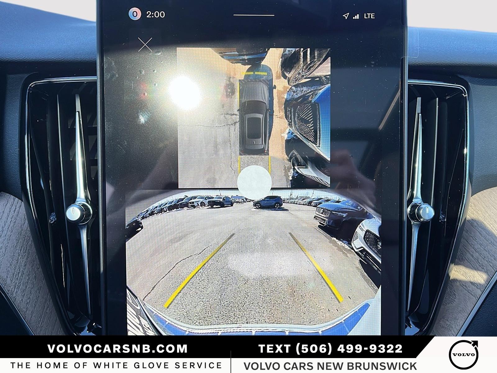 2026 Volvo XC60 B5 Plus Dark Theme