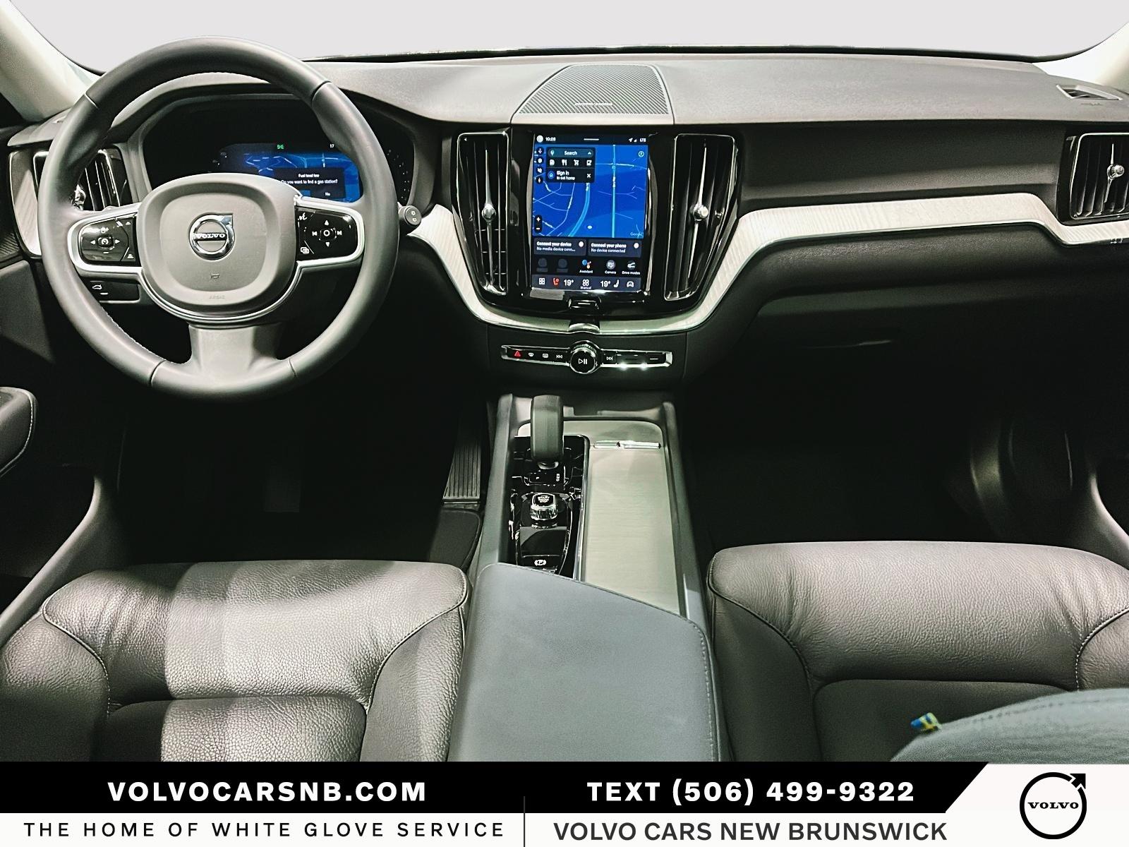 2025 Volvo XC60 B5 Plus Dark Theme