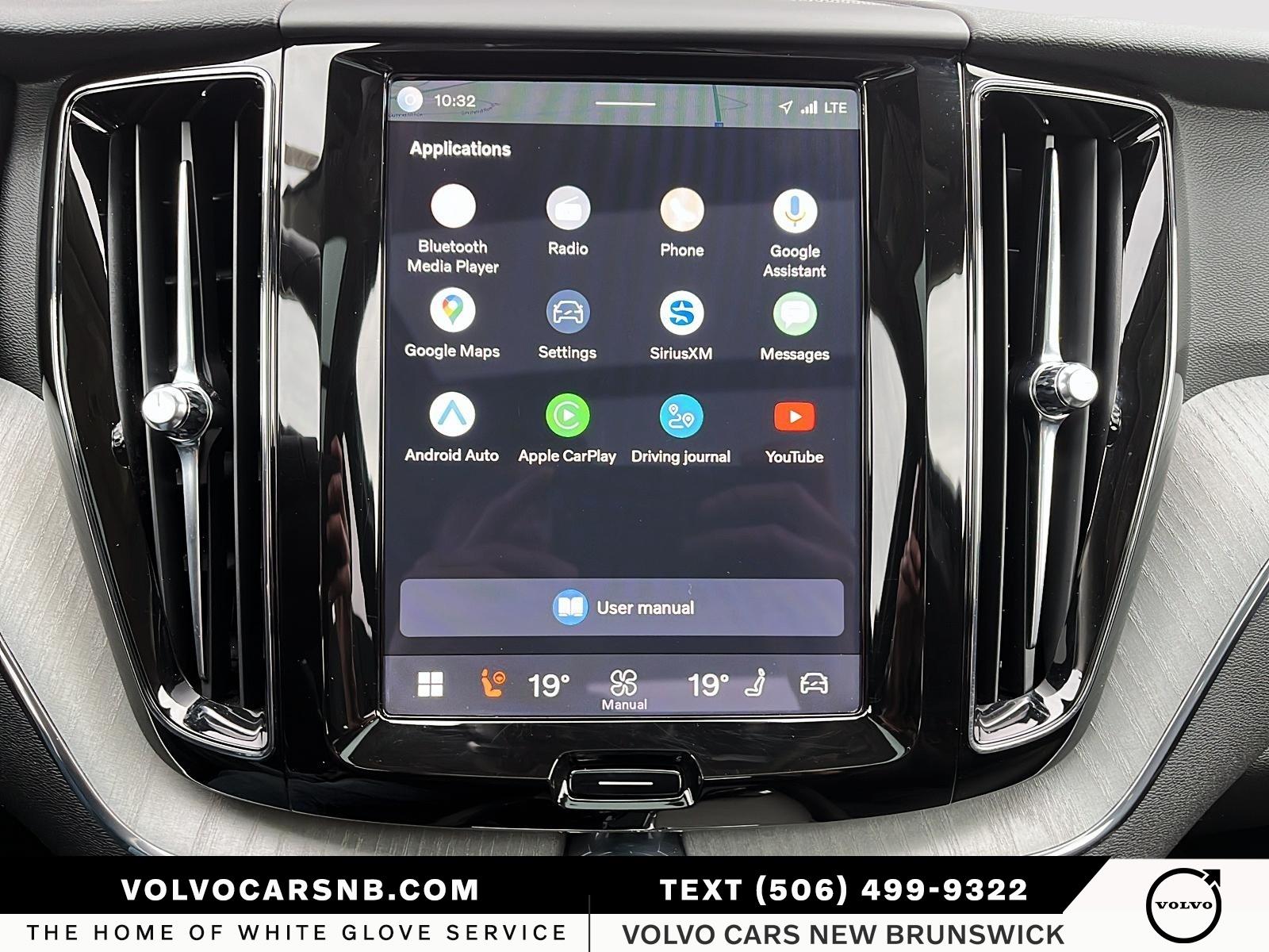 2025 Volvo XC60 B5 Plus Dark Theme