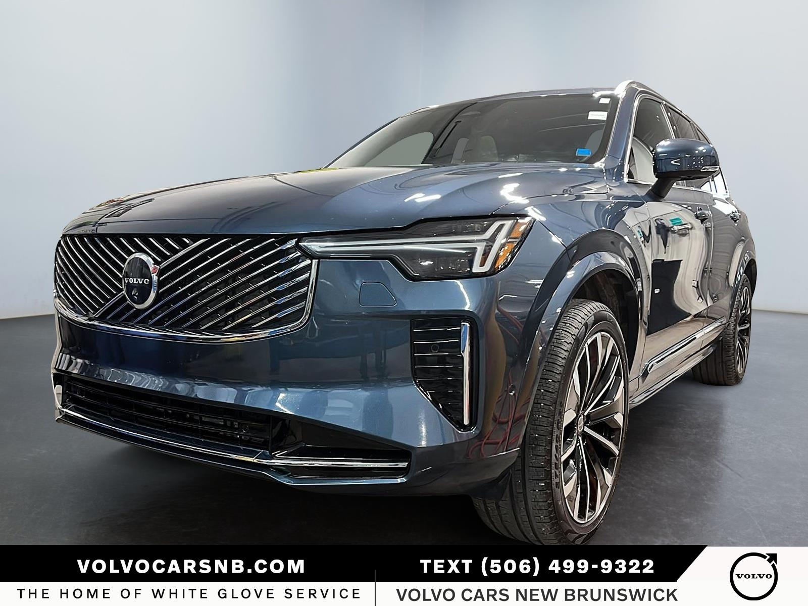 2025 Volvo XC90  B6 Plus Bright Theme