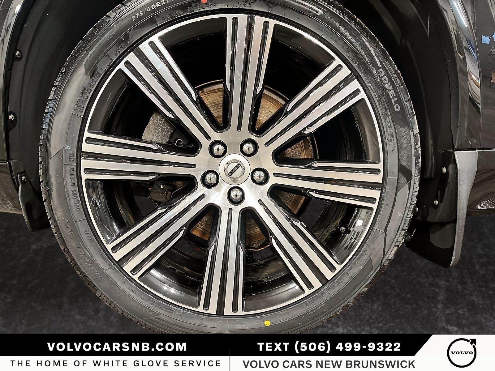 2023 Volvo XC90 B6 Ultimate Bright Theme