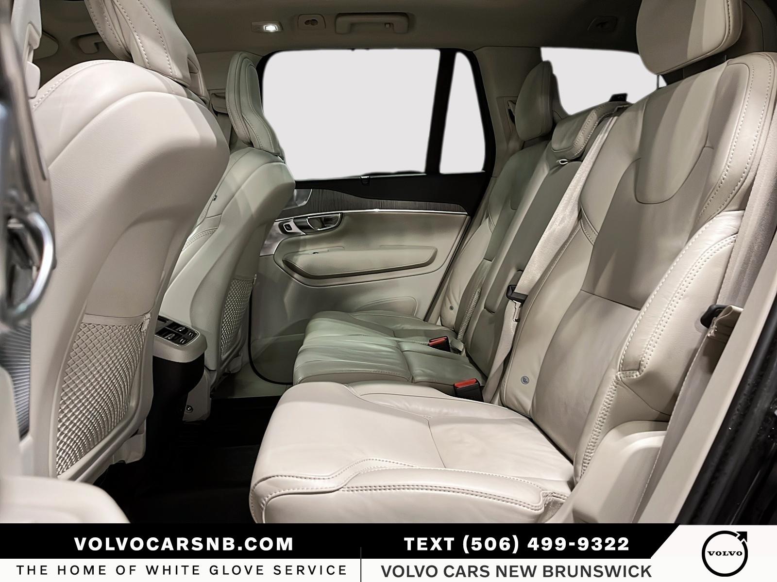2023 Volvo XC90 B6 Ultimate Bright Theme