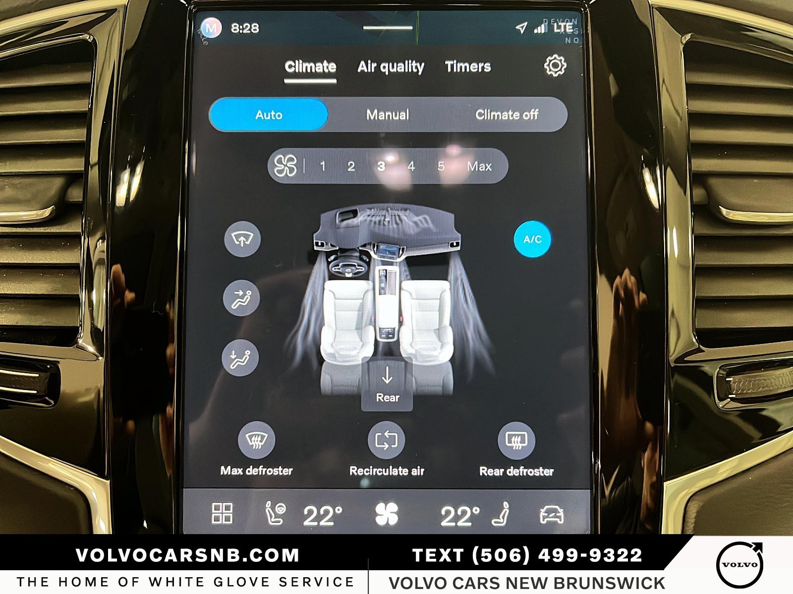 2023 Volvo XC90 B6 Ultimate Bright Theme