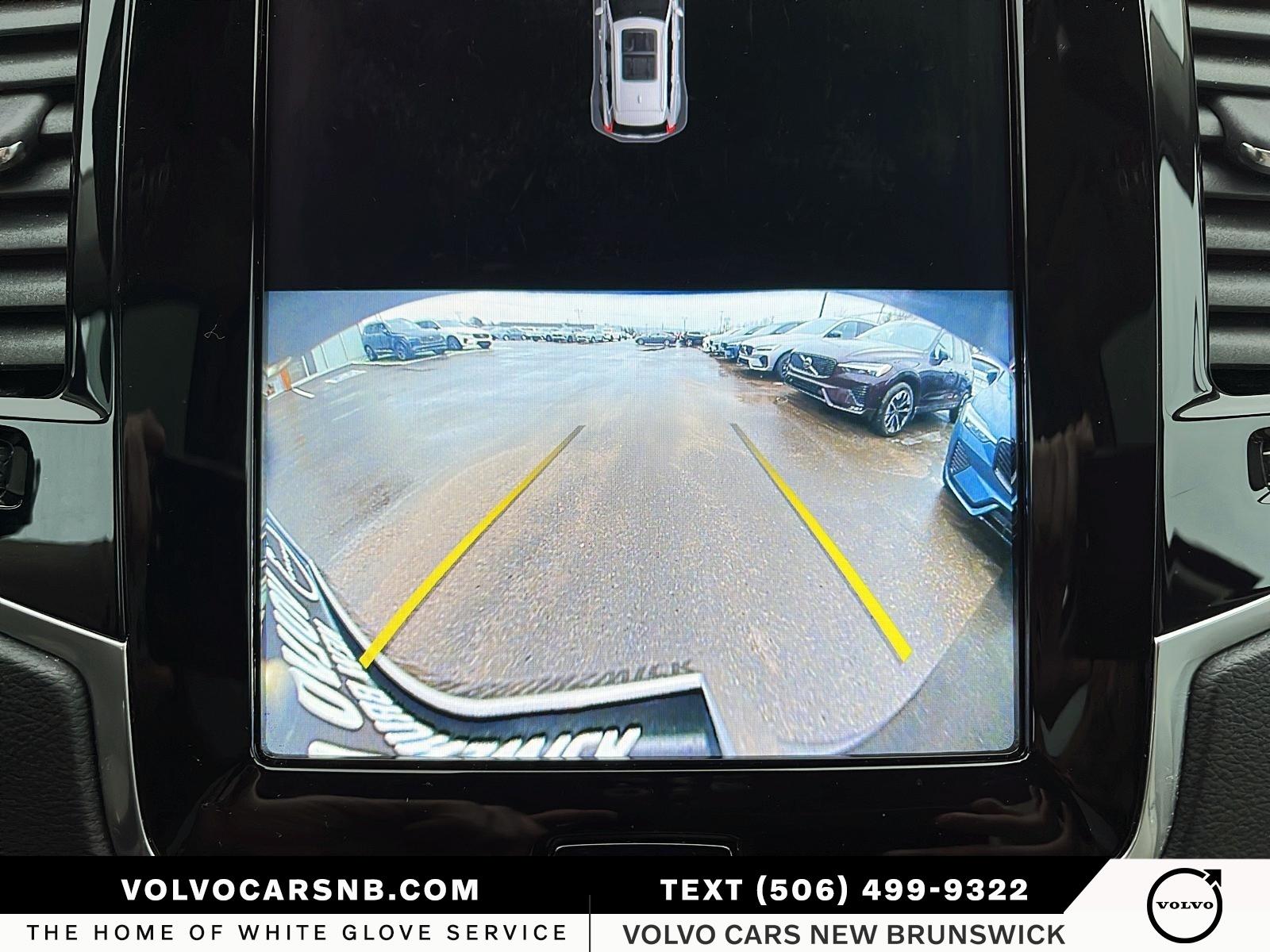 2023 Volvo XC90 B6 Ultimate Bright Theme