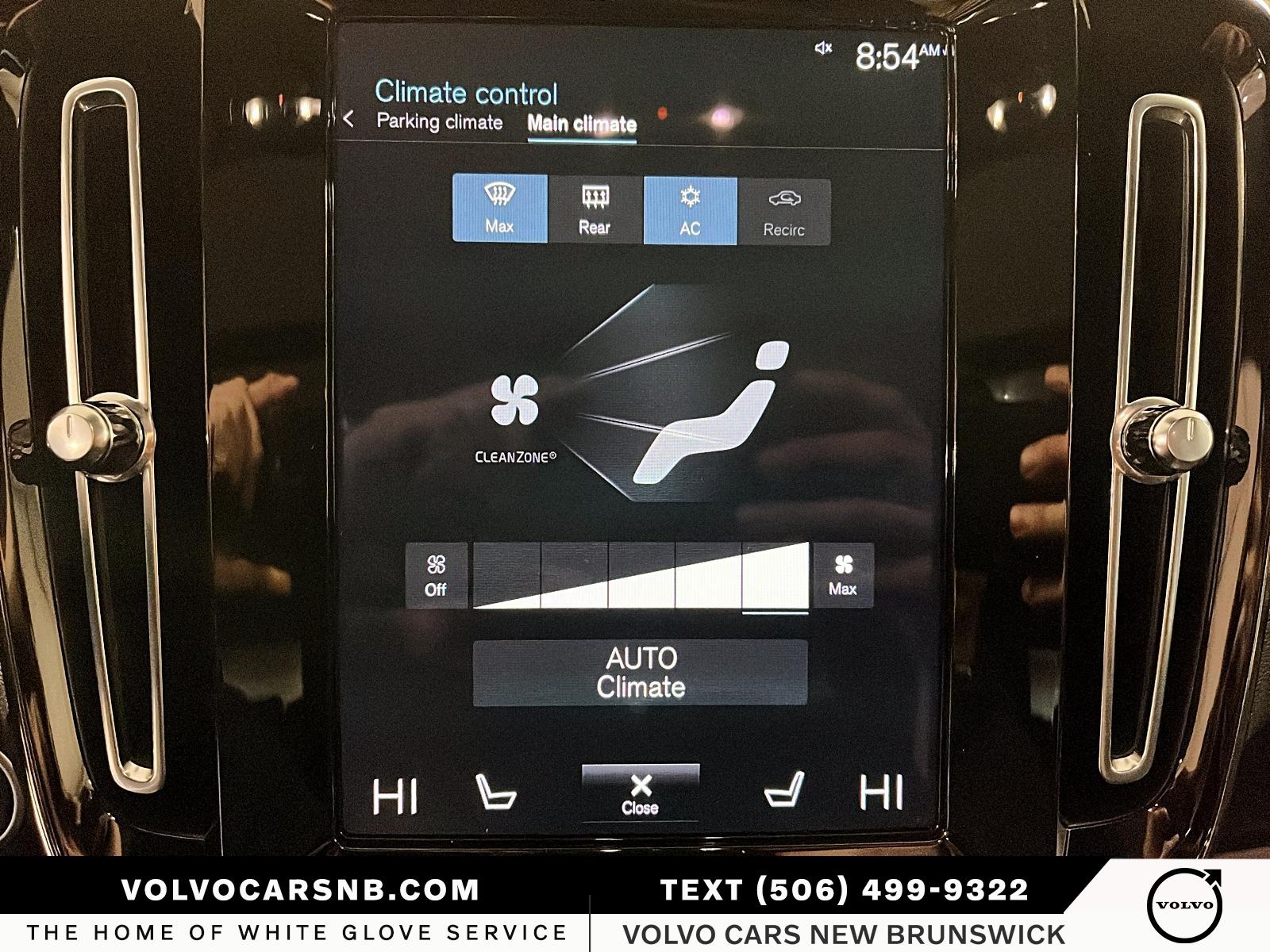 2022 Volvo XC40 T5 R-Design