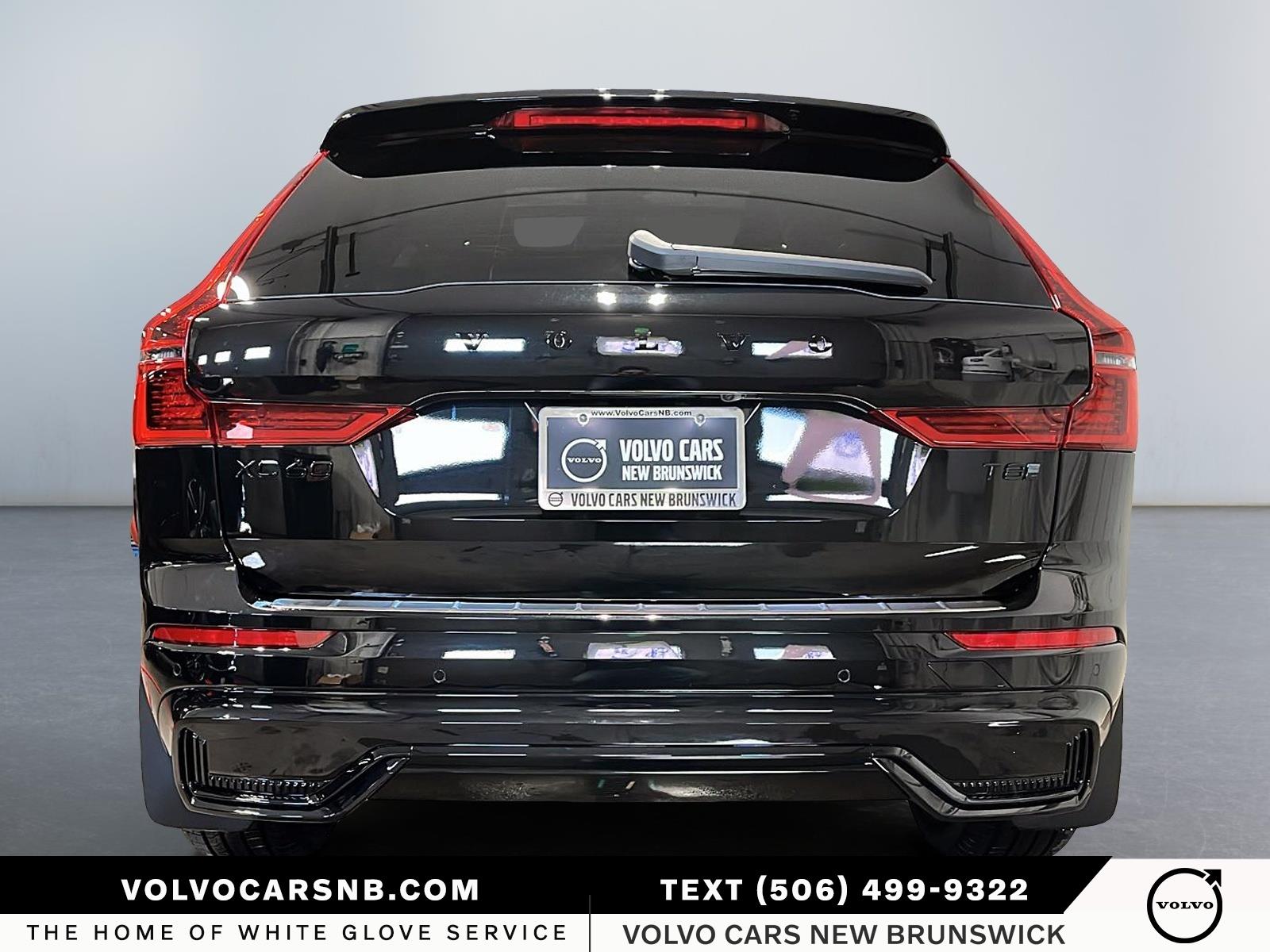 2026 Volvo XC60 Plug-In Hybrid T8 Ultra Black Edition